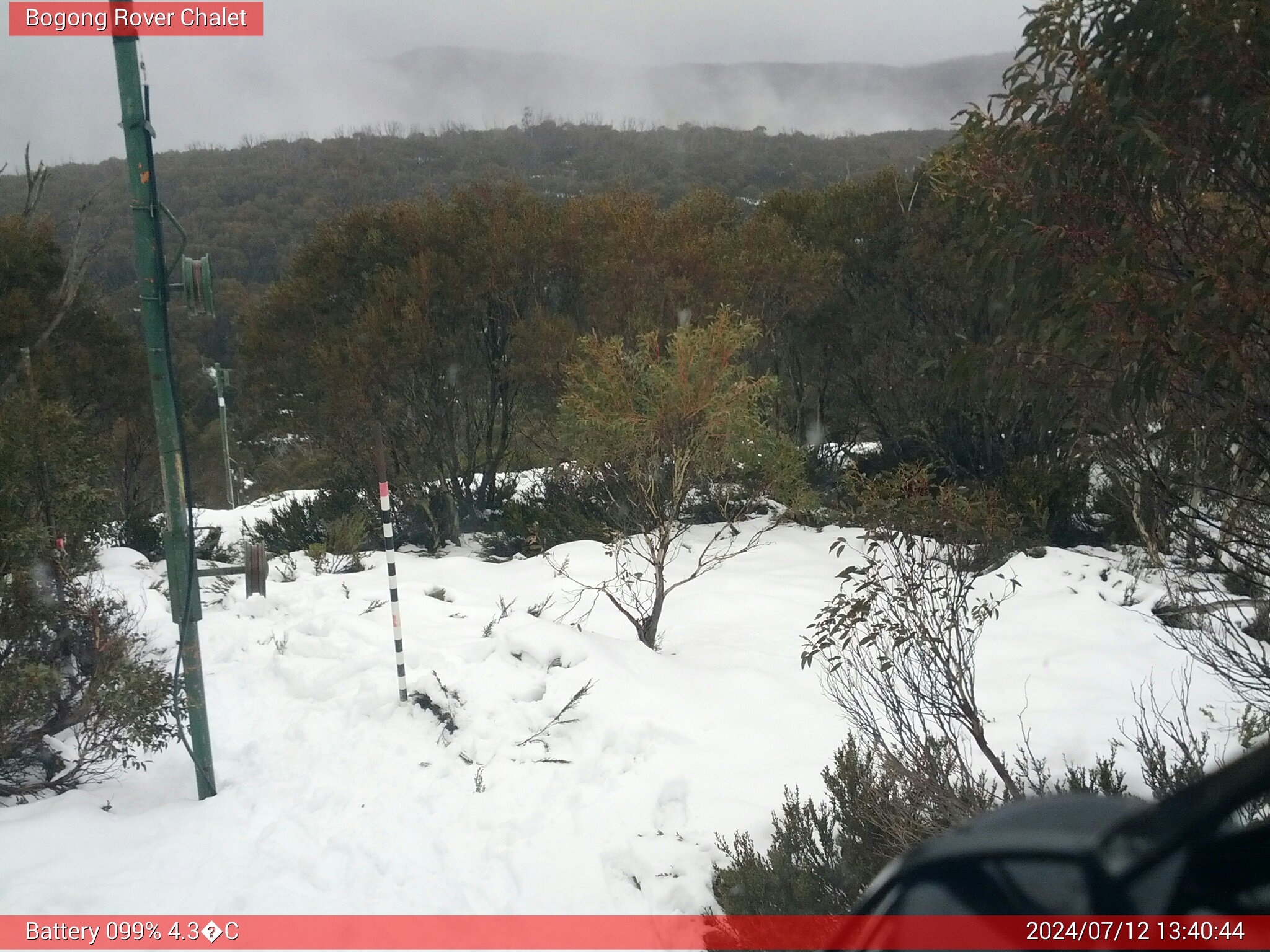 Bogong Web Cam 1:40pm Friday 12th of July 2024