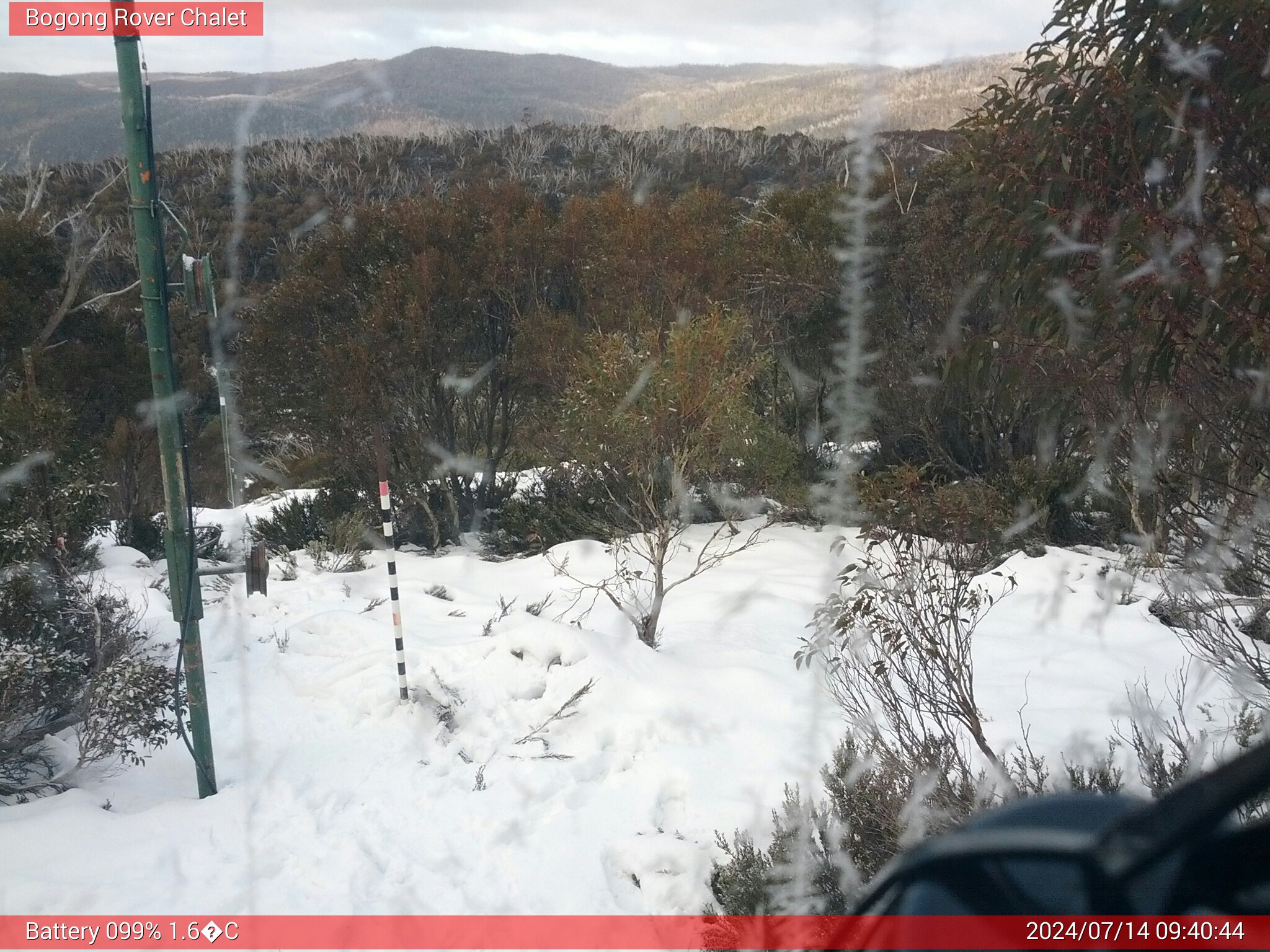 Bogong Web Cam 9:40am Sunday 14th of July 2024