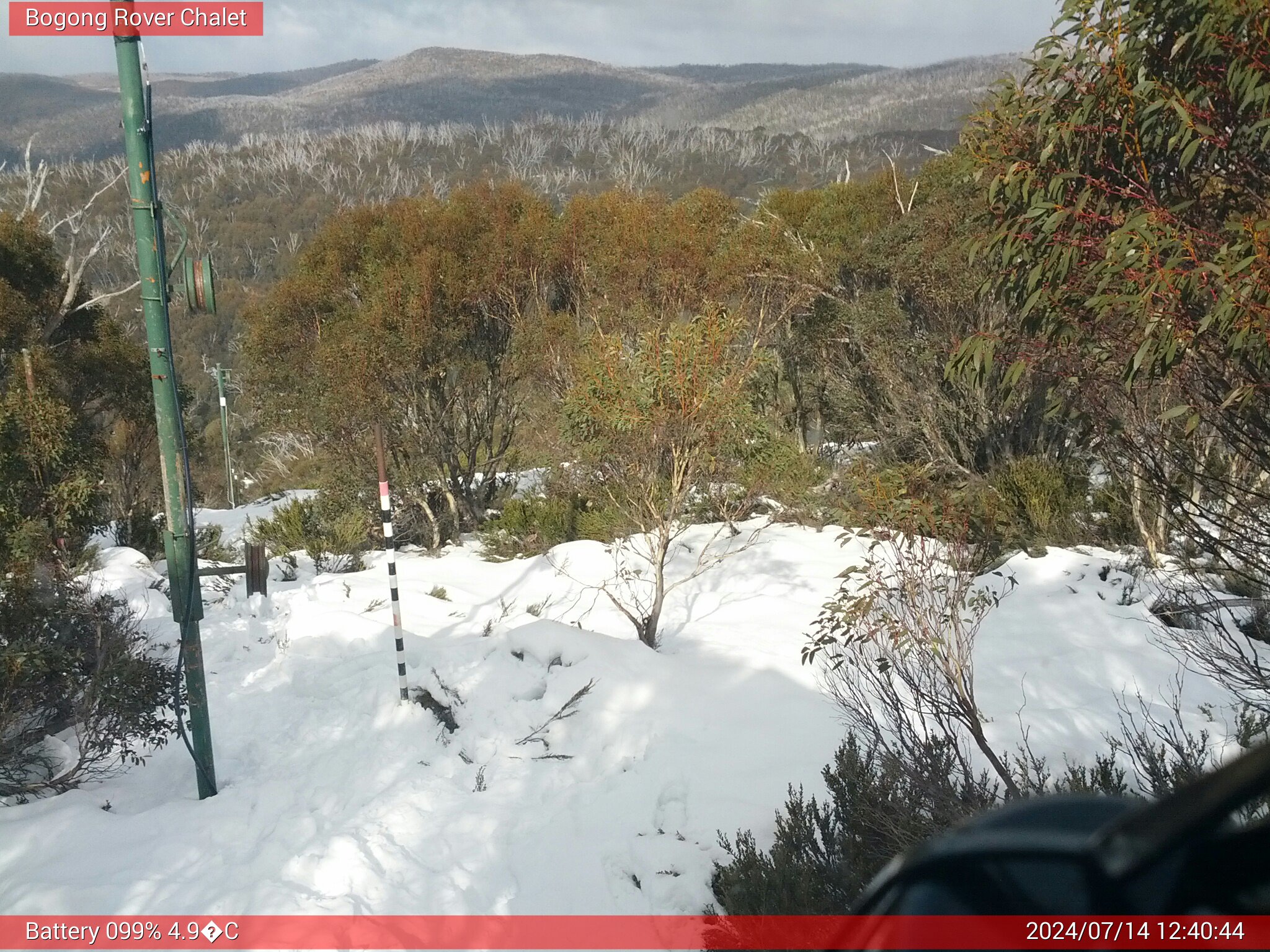 Bogong Web Cam 12:40pm Sunday 14th of July 2024