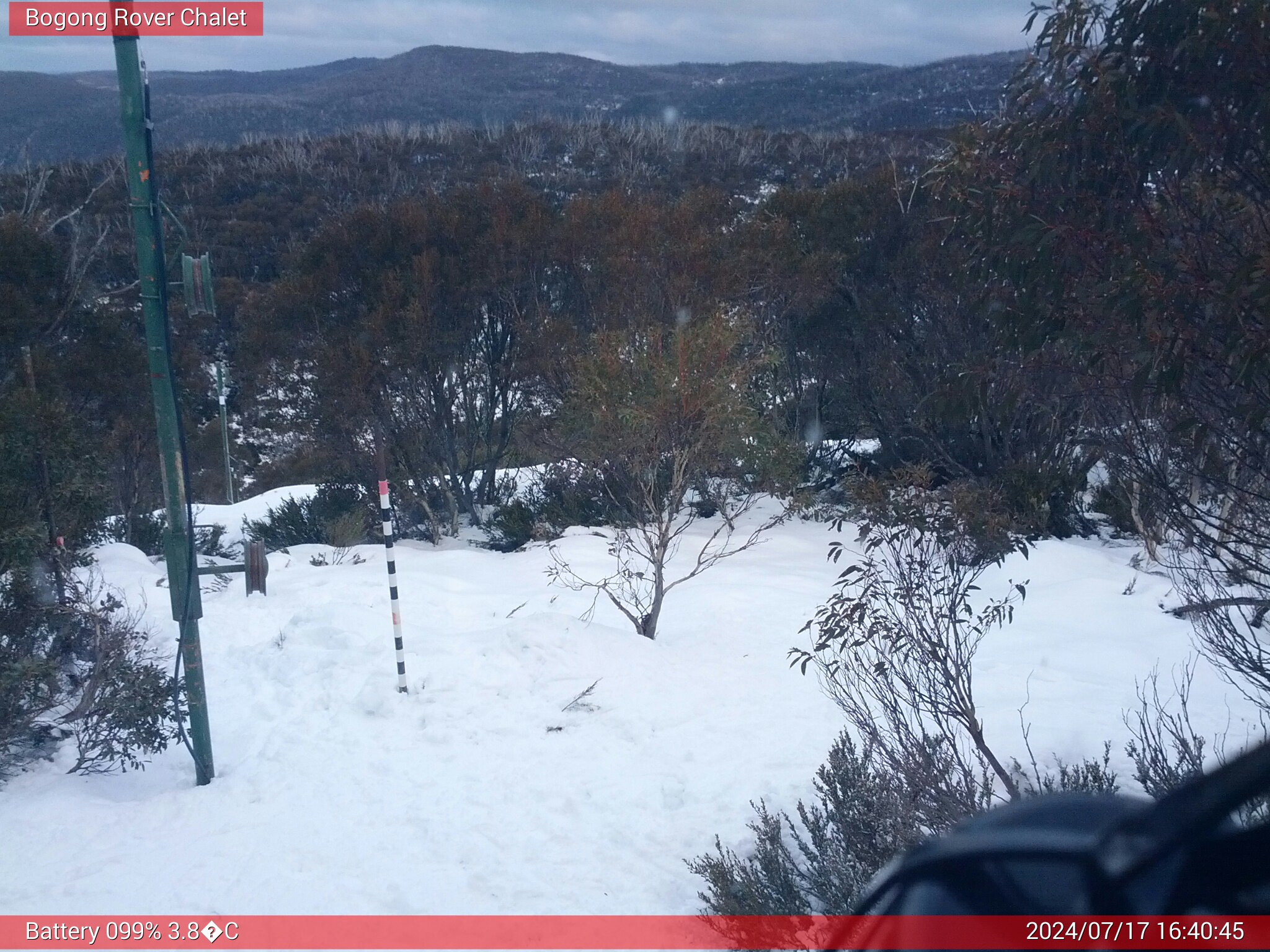 Bogong Web Cam 4:40pm Wednesday 17th of July 2024