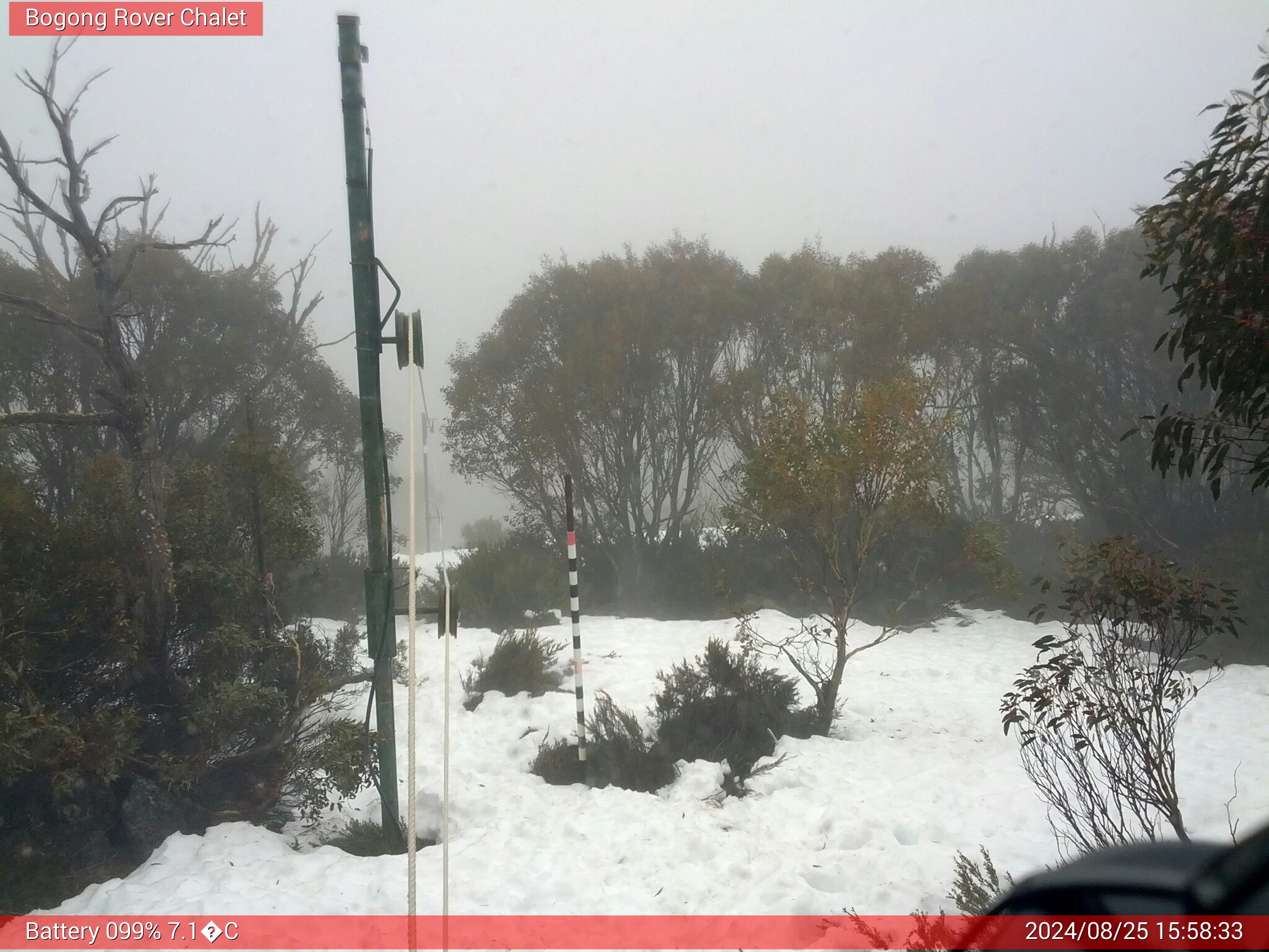 Bogong Web Cam 3:58pm Sunday 25th of August 2024