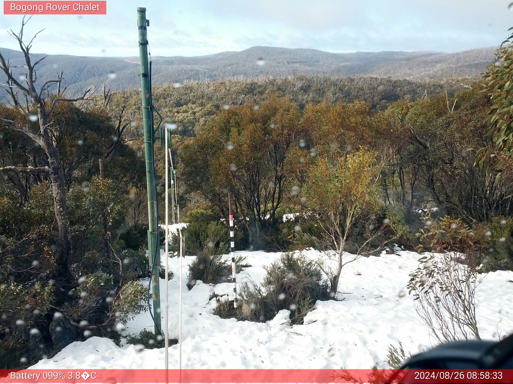 Bogong Web Cam 8:58am Monday 26th of August 2024