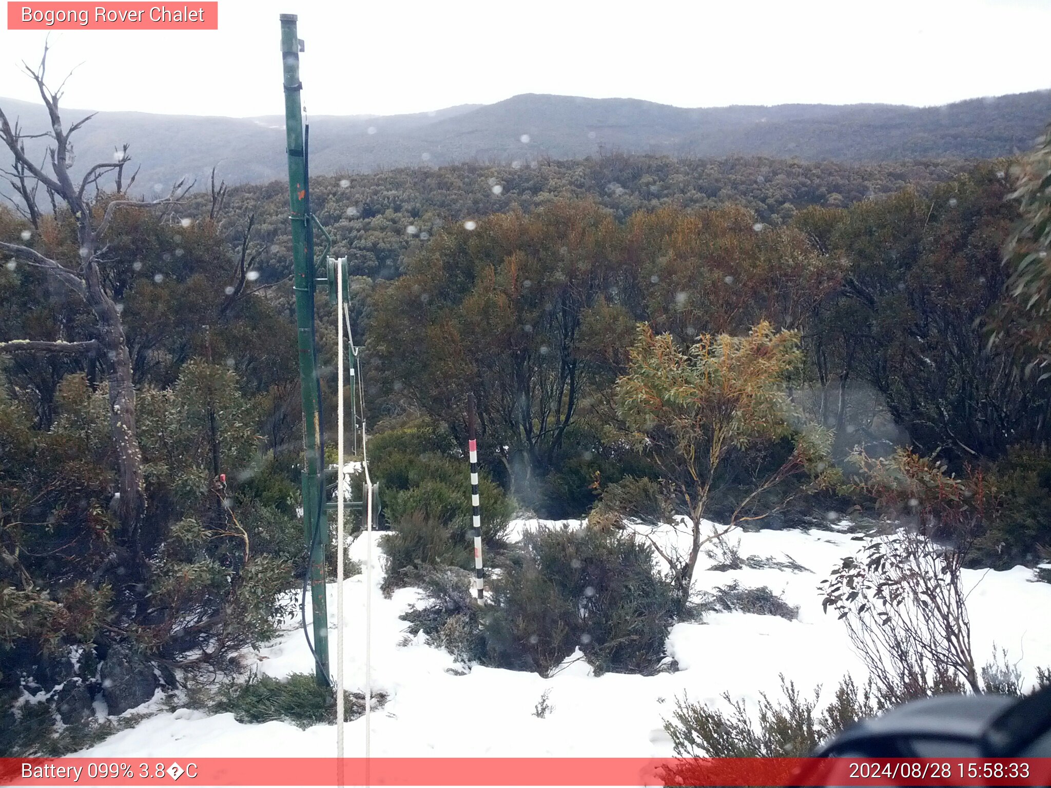 Bogong Web Cam 3:58pm Wednesday 28th of August 2024