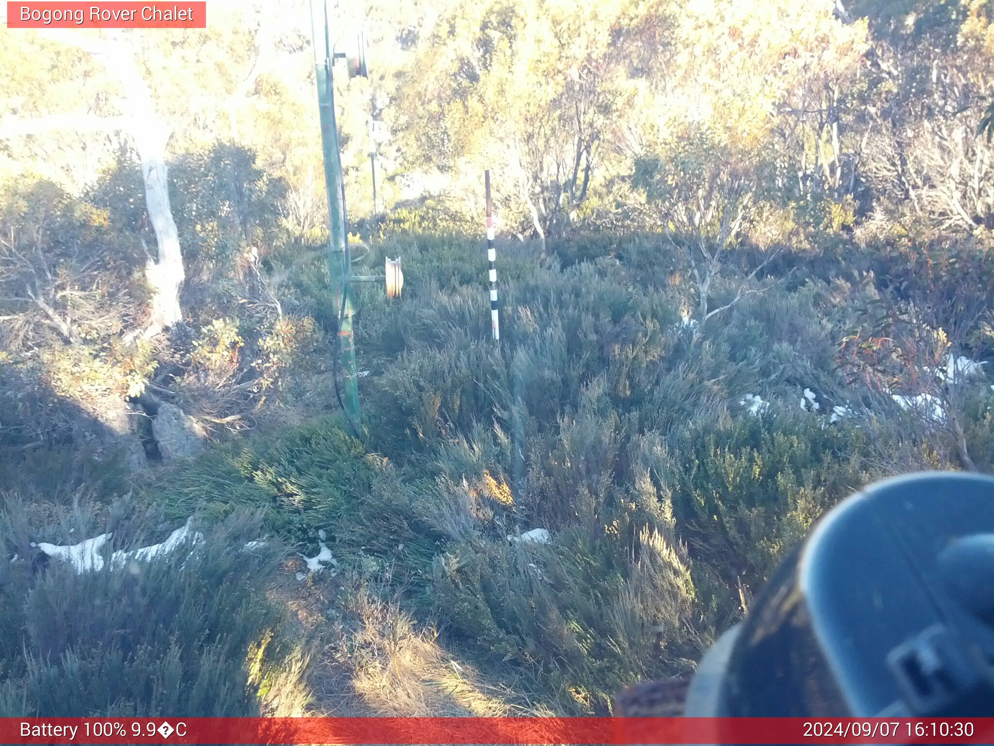 Bogong Web Cam 4:10pm Saturday 7th of September 2024