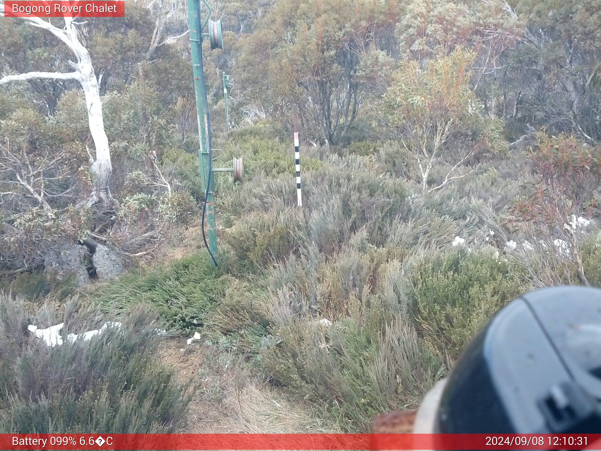 Bogong Web Cam 12:10pm Sunday 8th of September 2024