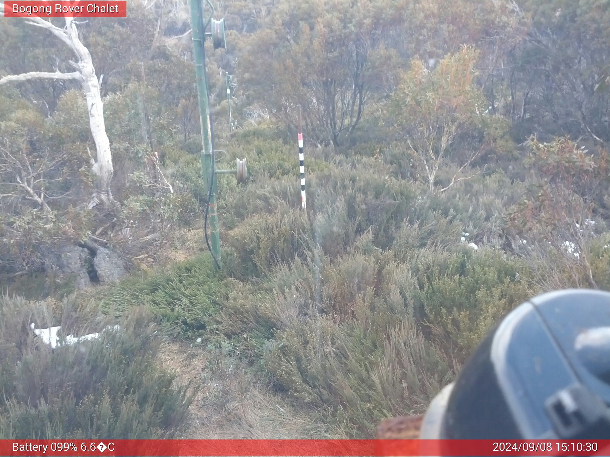 Bogong Web Cam 3:10pm Sunday 8th of September 2024