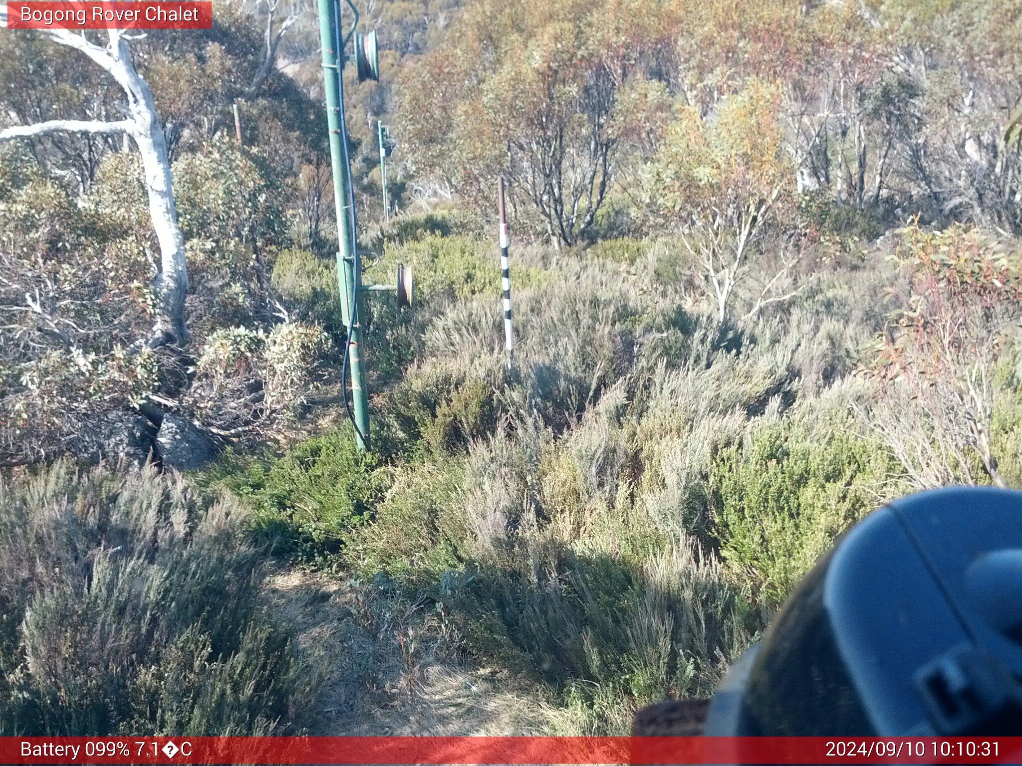 Bogong Web Cam 10:10am Tuesday 10th of September 2024