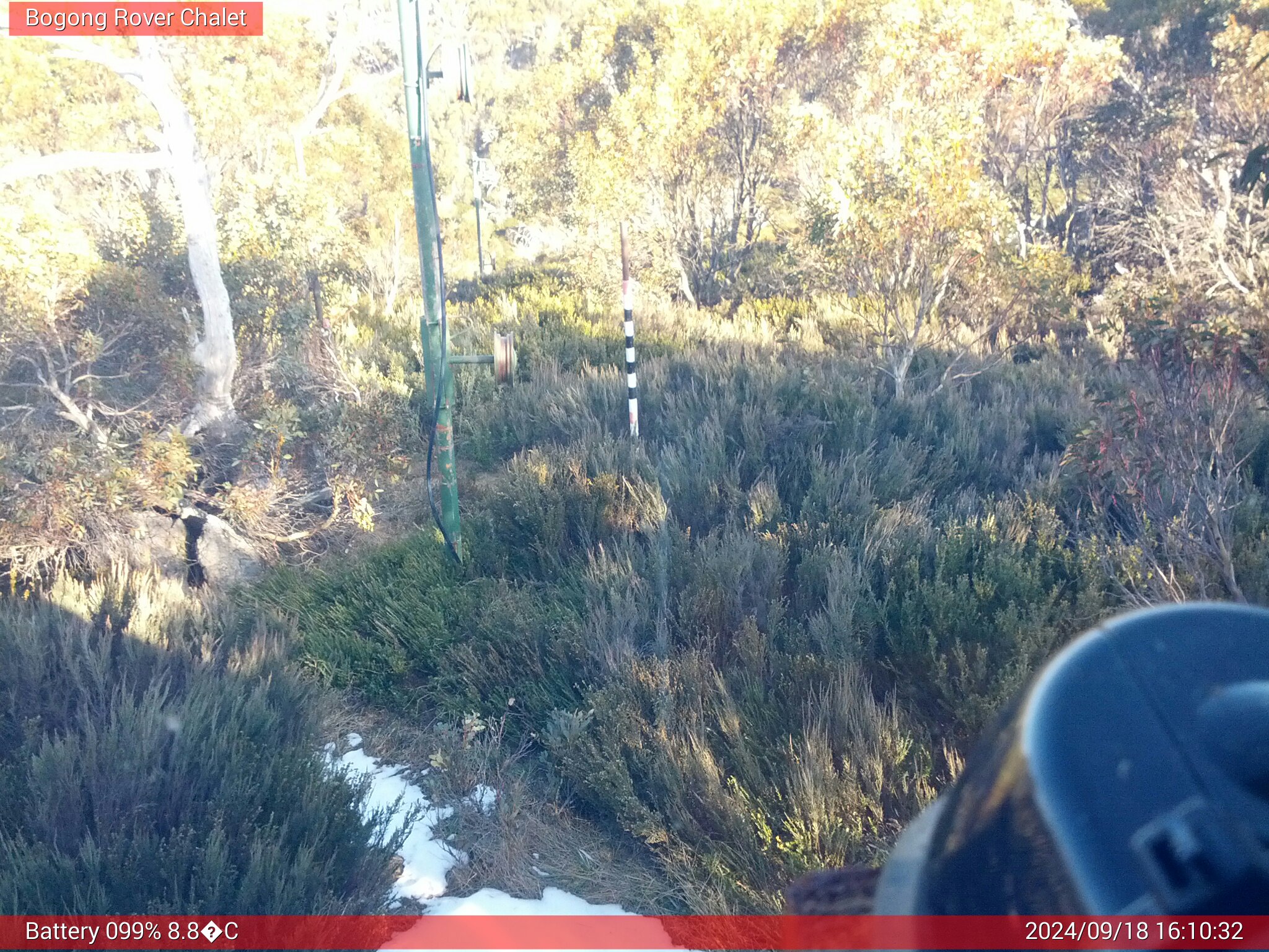 Bogong Web Cam 4:10pm Wednesday 18th of September 2024