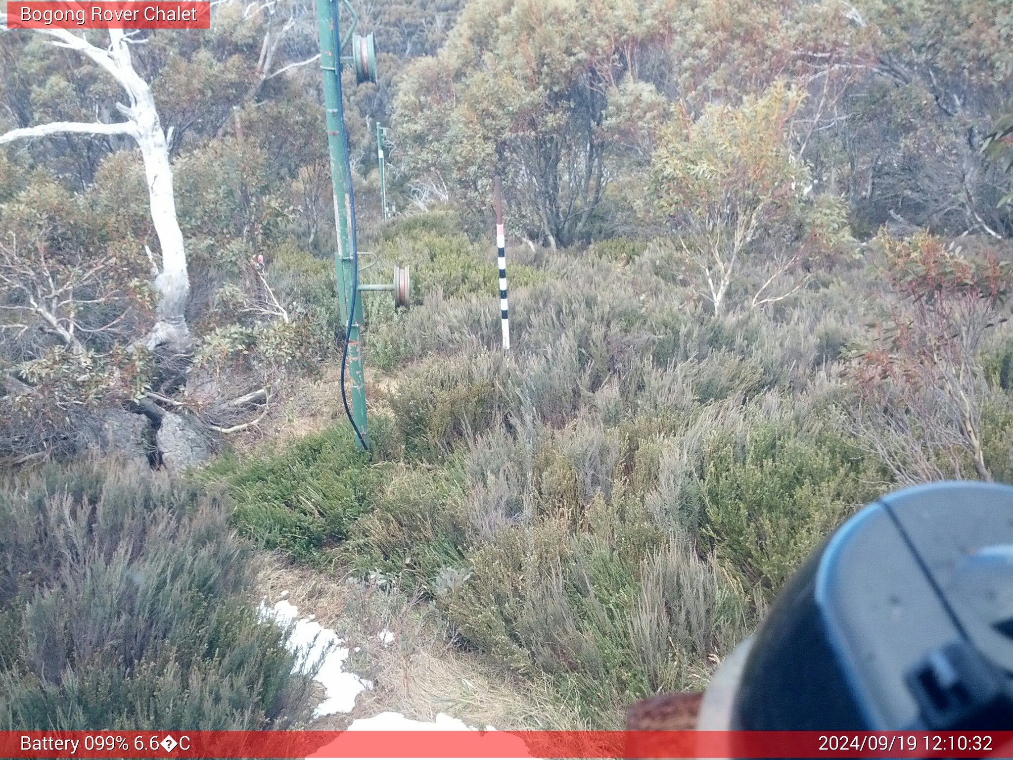 Bogong Web Cam 12:10pm Thursday 19th of September 2024