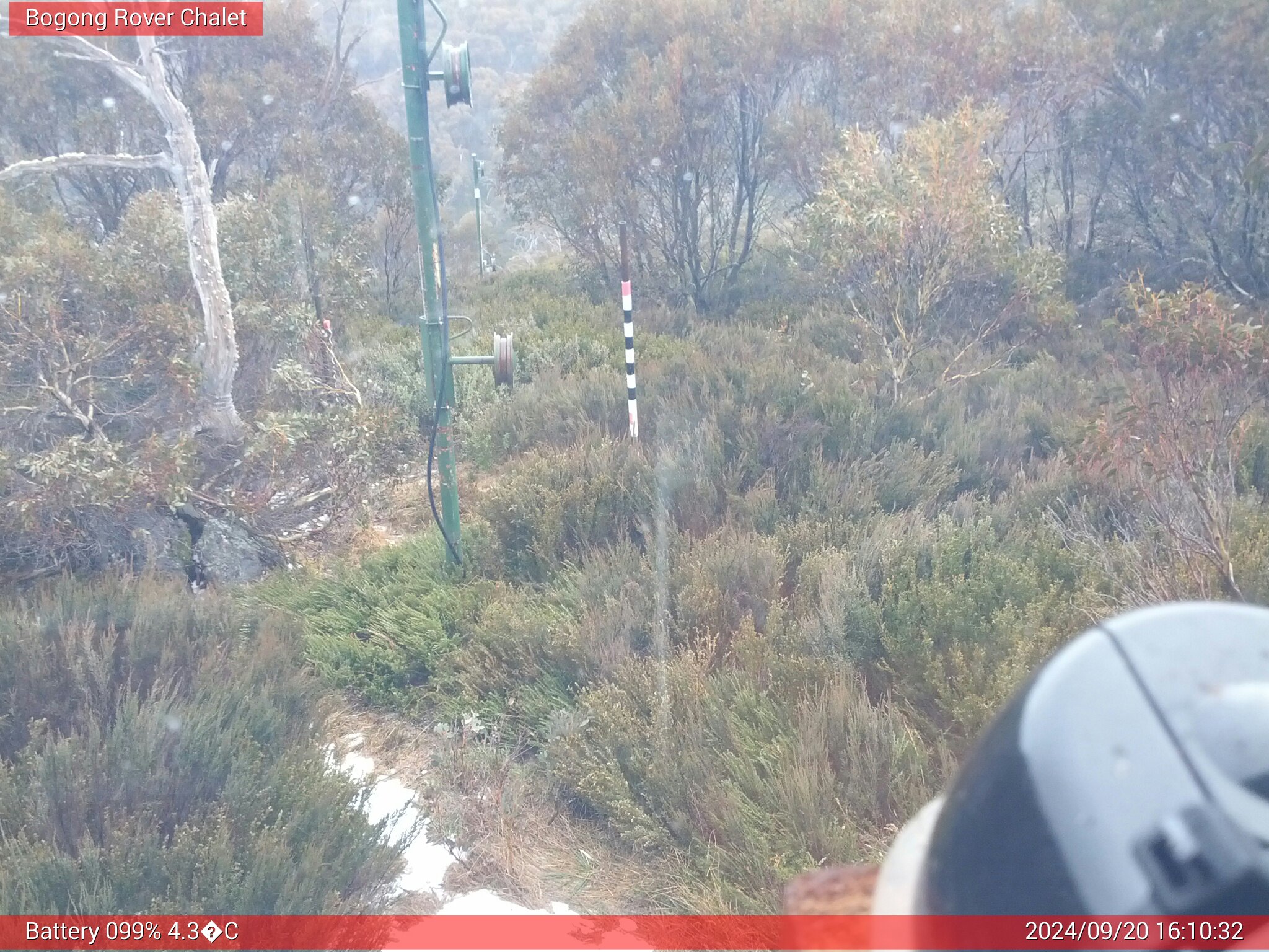 Bogong Web Cam 4:10pm Friday 20th of September 2024