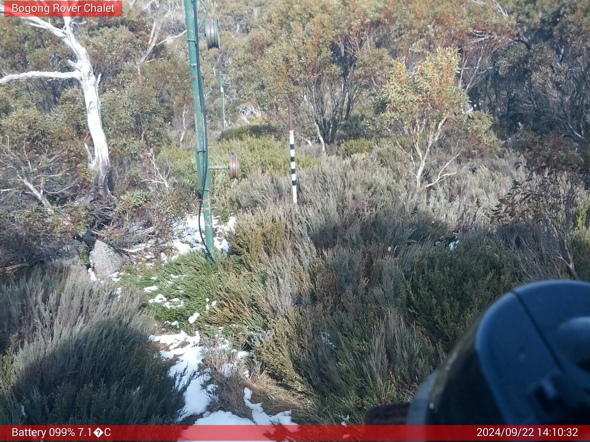 Bogong Web Cam 2:10pm Sunday 22nd of September 2024