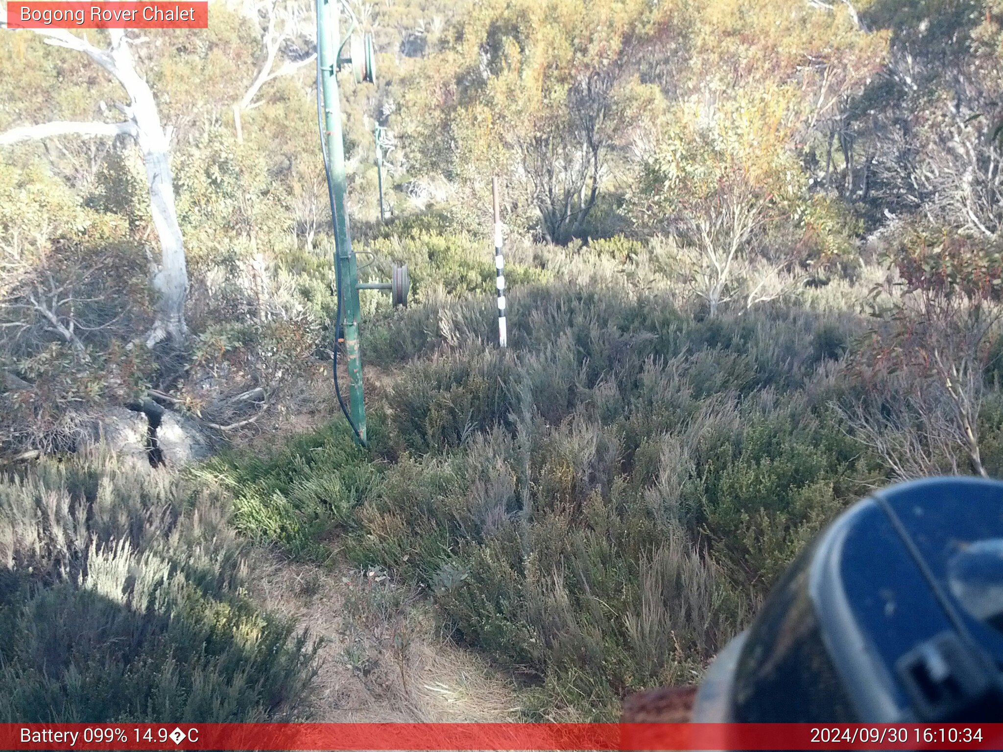 Bogong Web Cam 4:10pm Monday 30th of September 2024