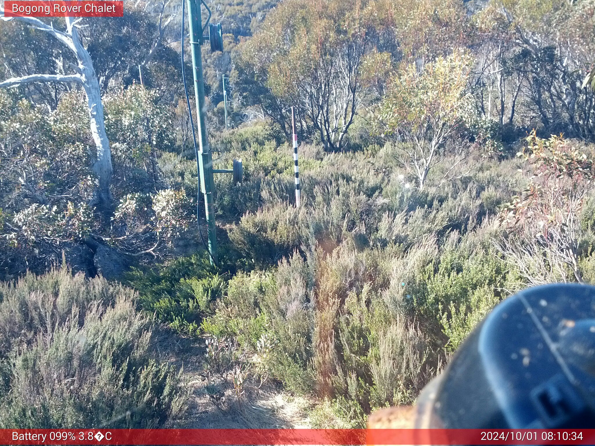 Bogong Web Cam 8:10am Tuesday 1st of October 2024