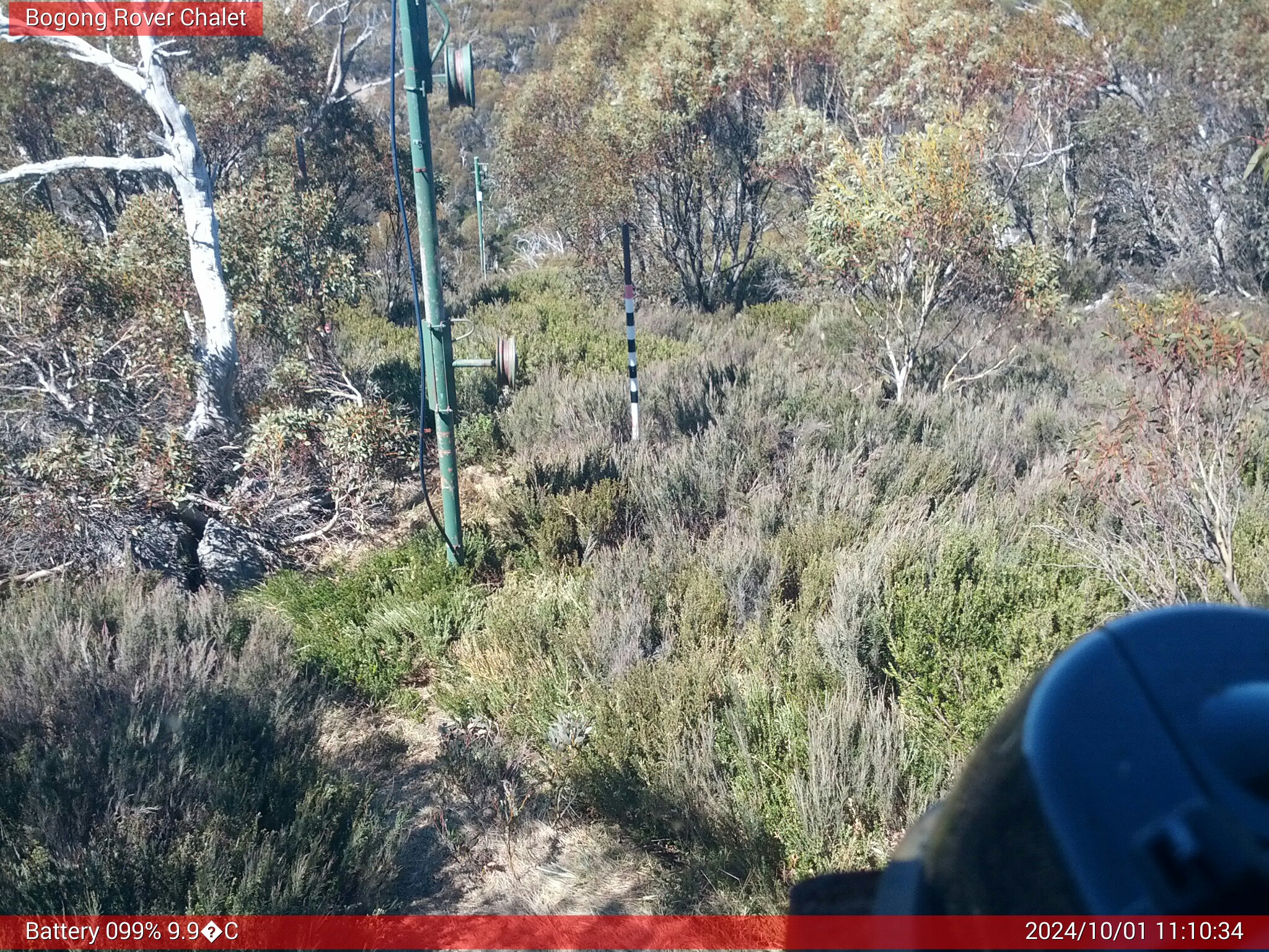 Bogong Web Cam 11:10am Tuesday 1st of October 2024