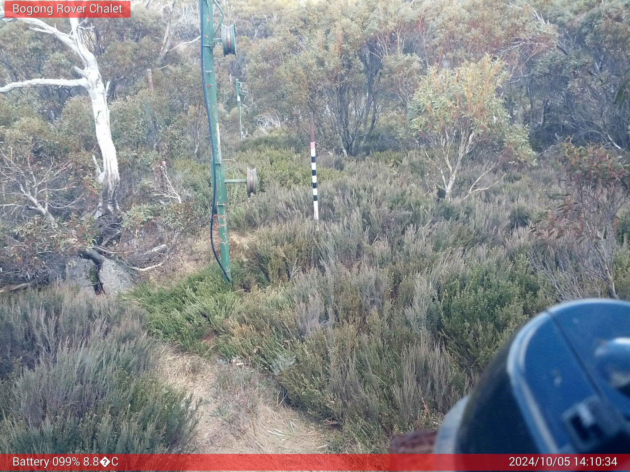 Bogong Web Cam 2:10pm Saturday 5th of October 2024