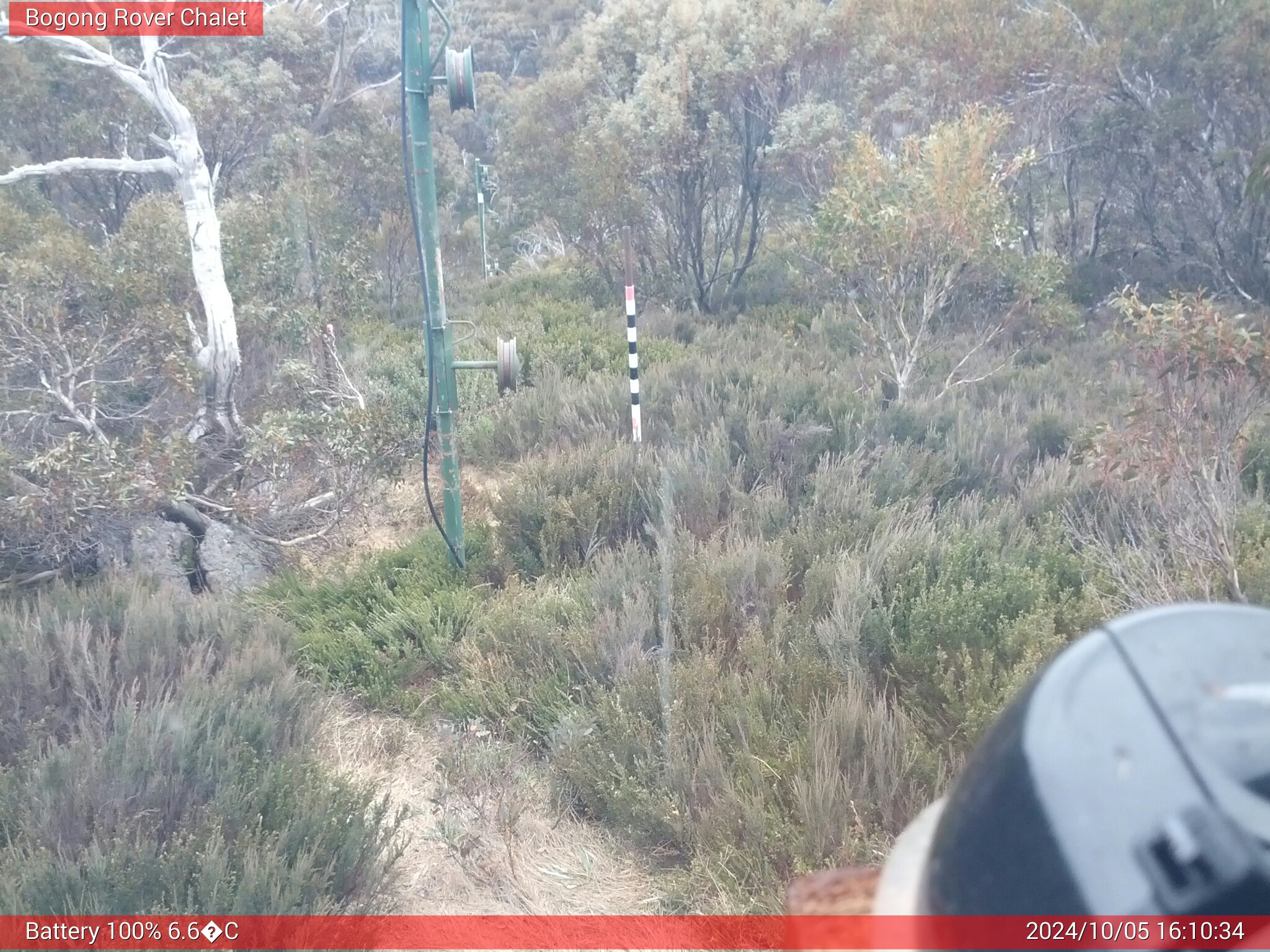 Bogong Web Cam 4:10pm Saturday 5th of October 2024