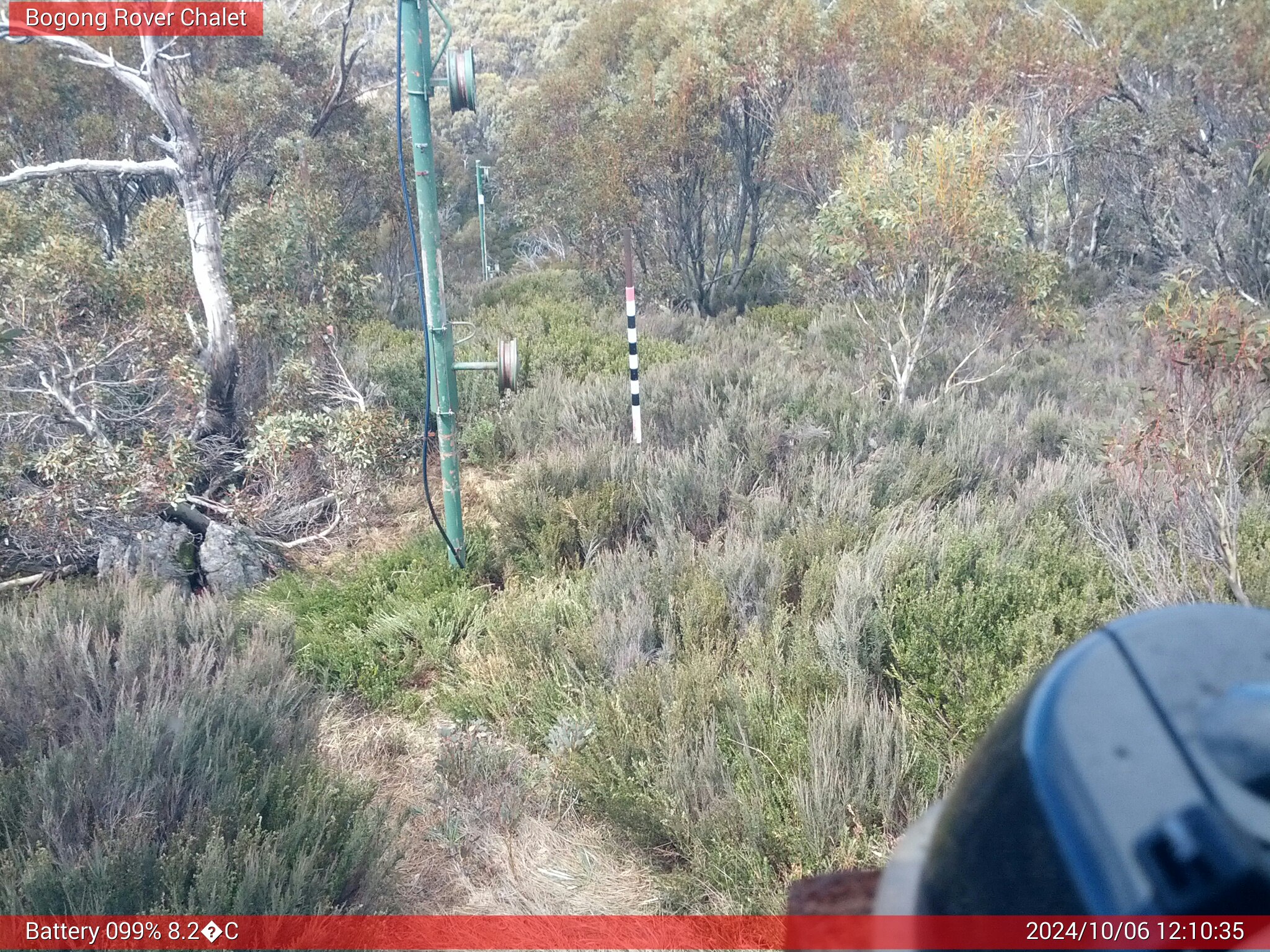 Bogong Web Cam 12:10pm Sunday 6th of October 2024