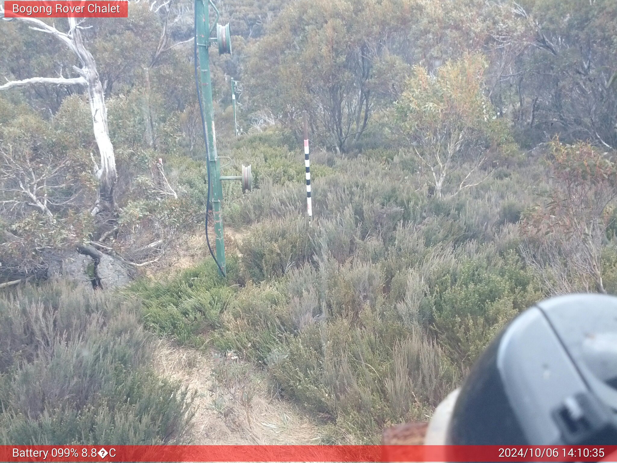 Bogong Web Cam 2:10pm Sunday 6th of October 2024