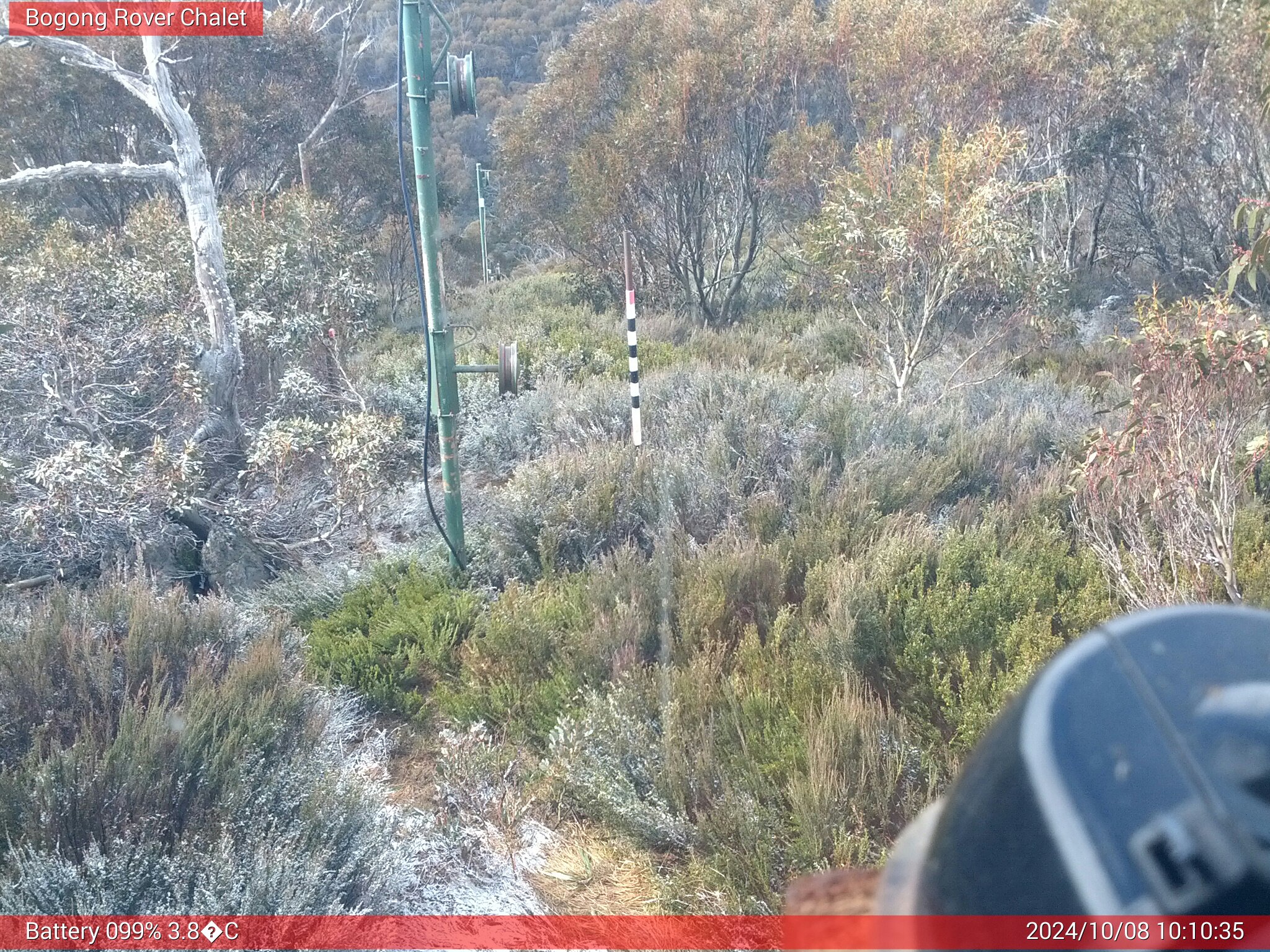 Bogong Web Cam 10:10am Tuesday 8th of October 2024