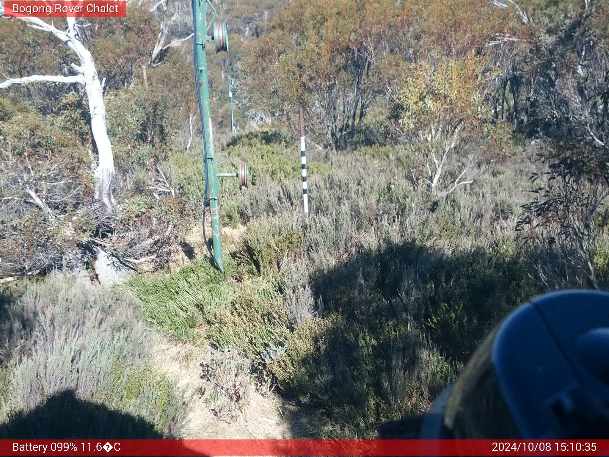 Bogong Web Cam 3:10pm Tuesday 8th of October 2024