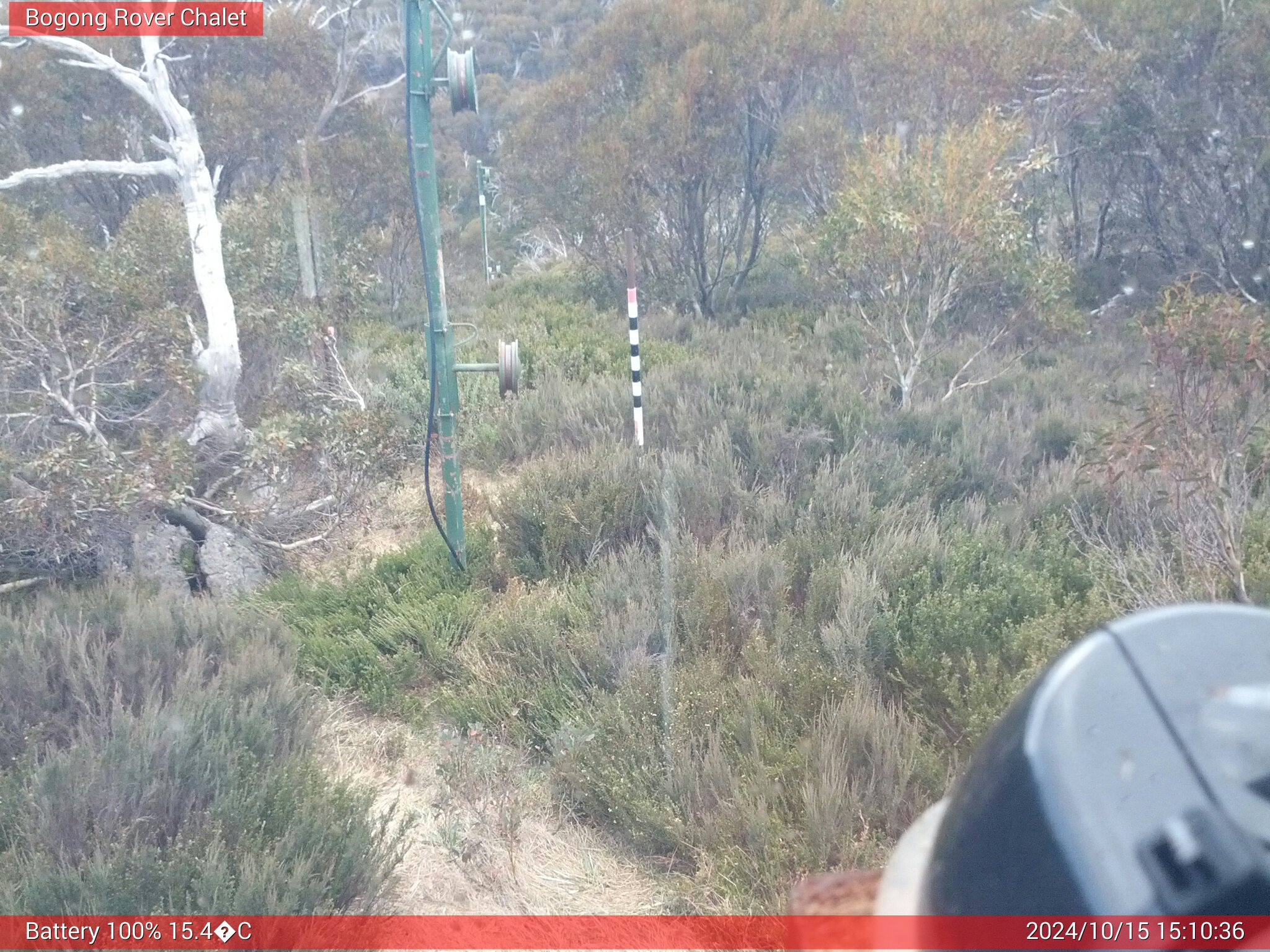 Bogong Web Cam 3:10pm Tuesday 15th of October 2024