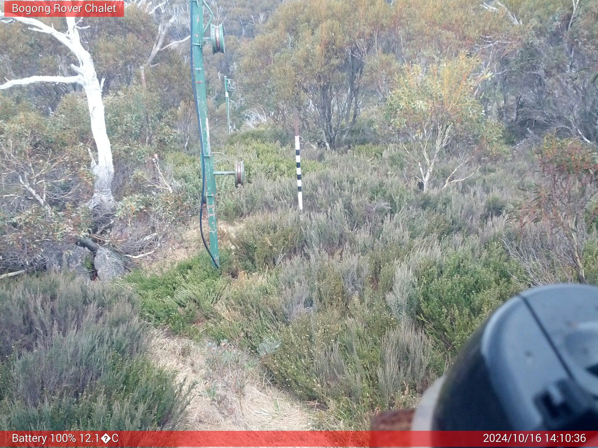 Bogong Web Cam 2:10pm Wednesday 16th of October 2024