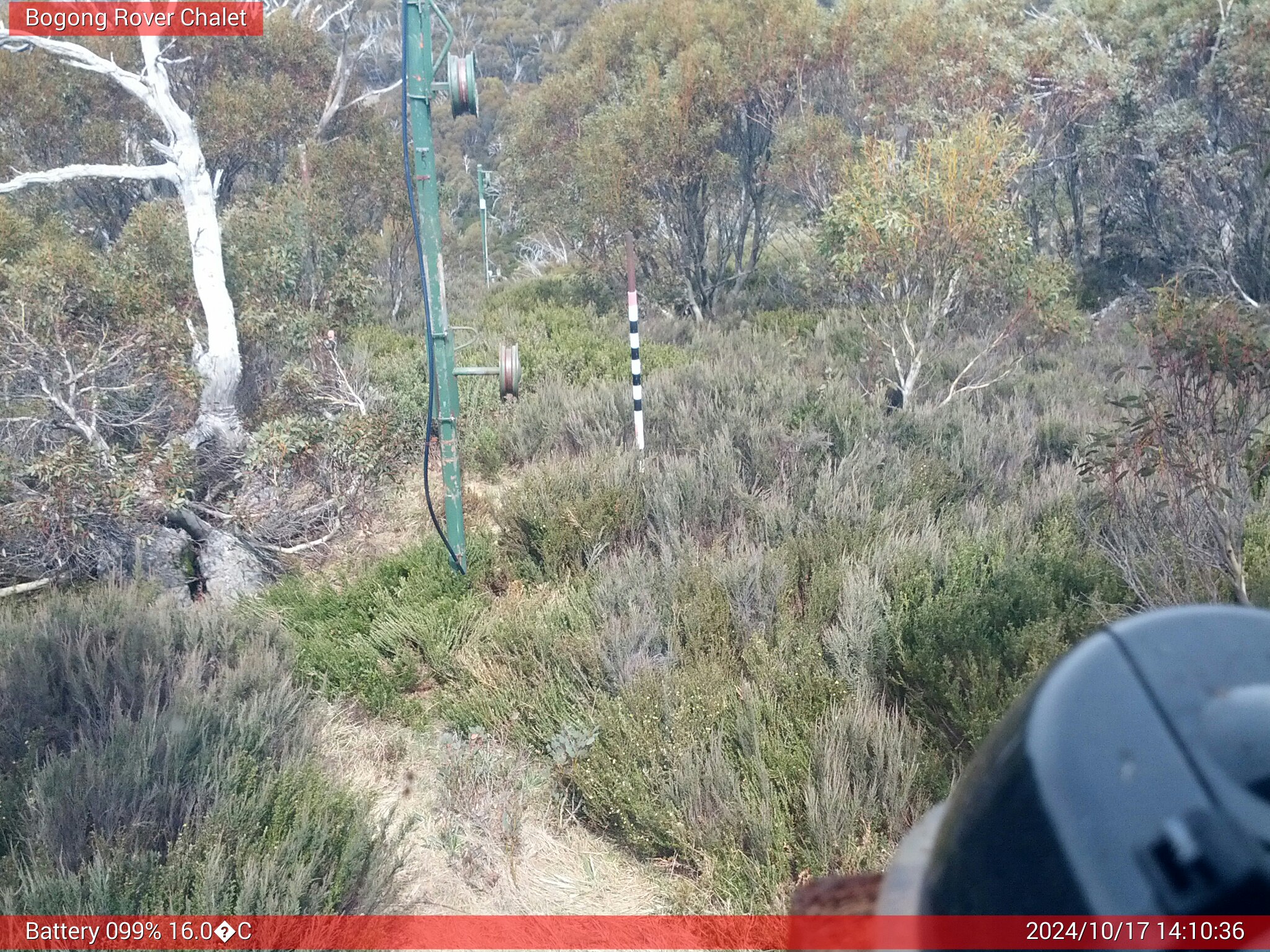 Bogong Web Cam 2:10pm Thursday 17th of October 2024