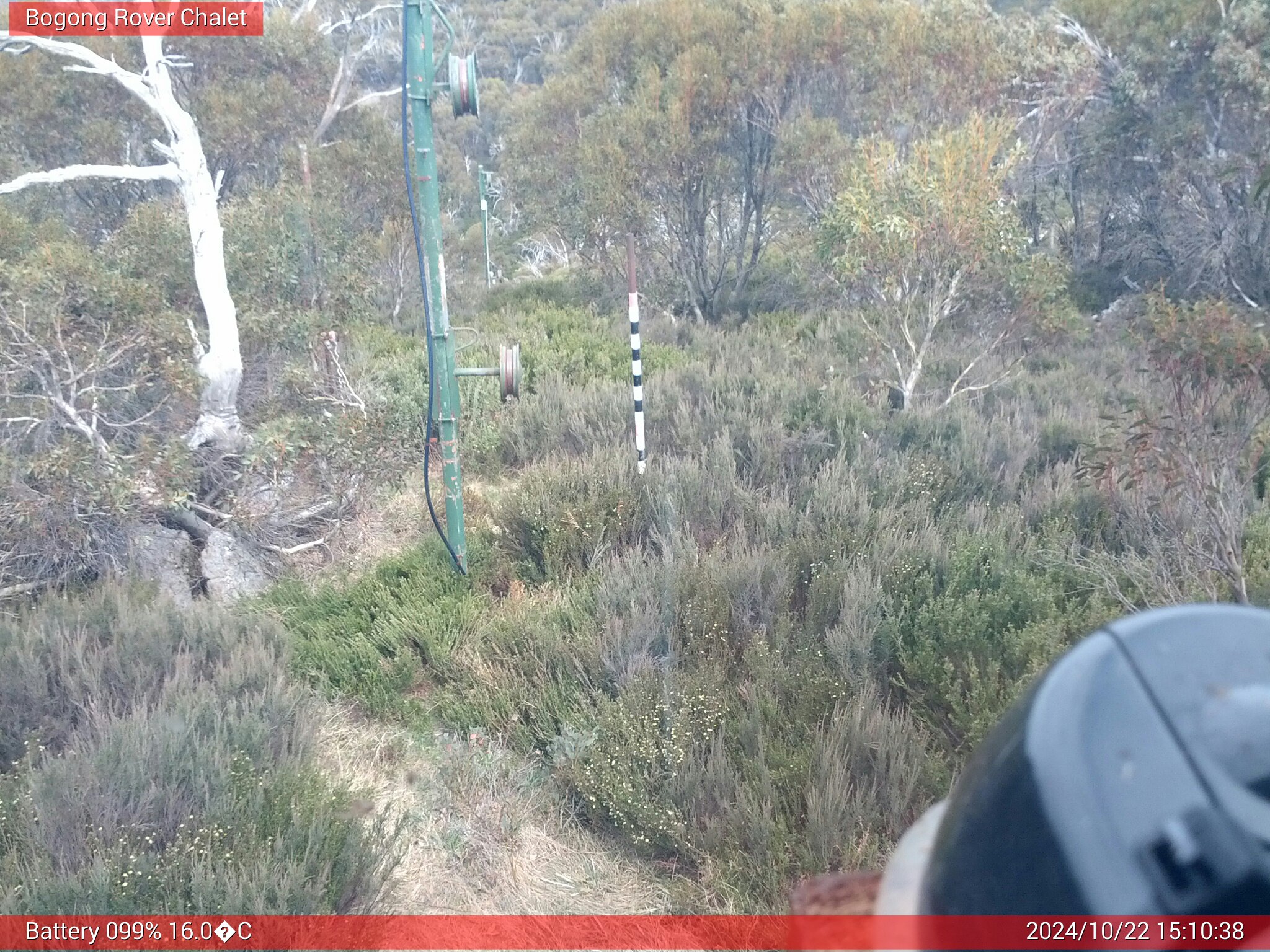 Bogong Web Cam 3:10pm Tuesday 22nd of October 2024