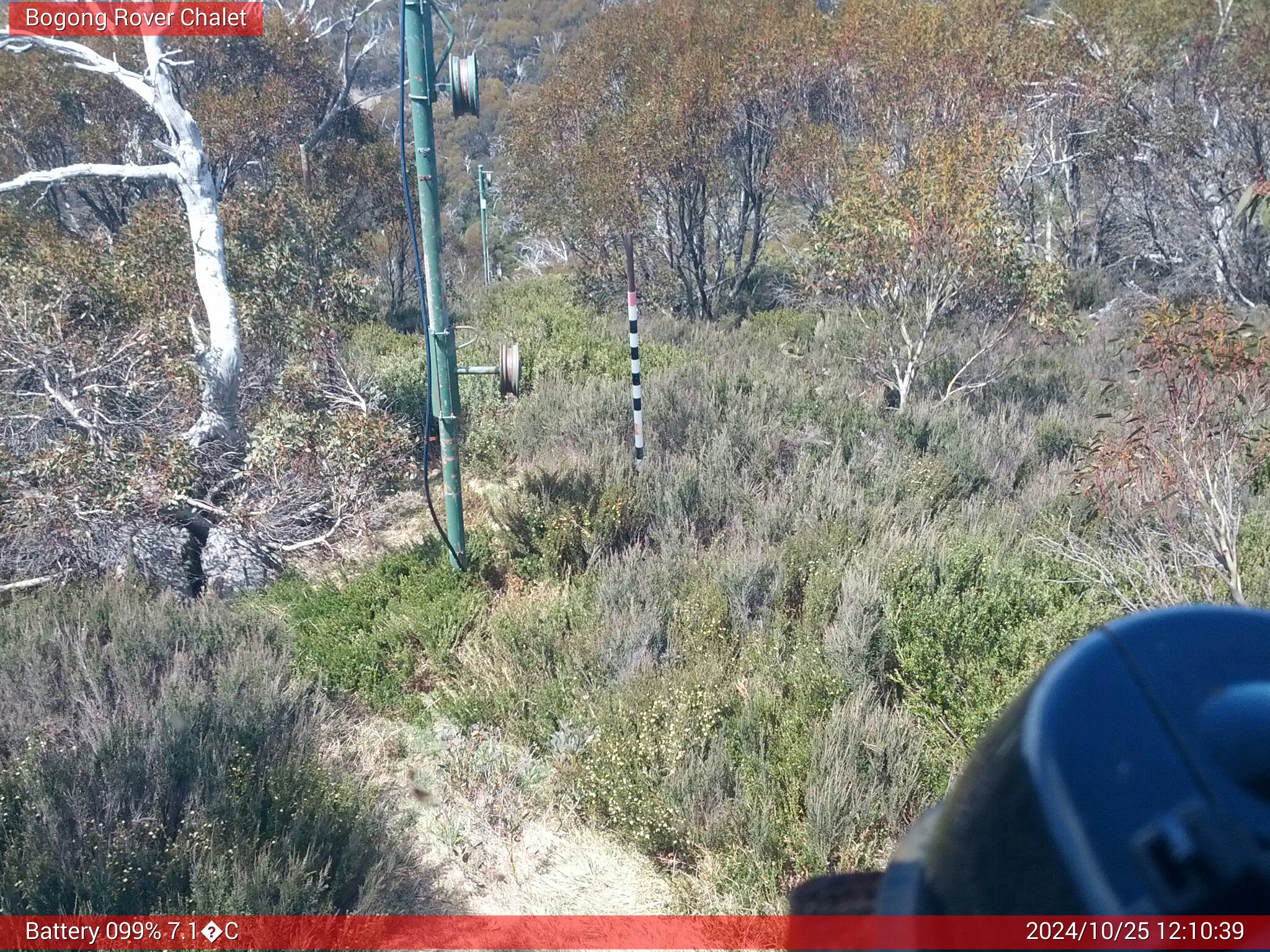 Bogong Web Cam 12:10pm Friday 25th of October 2024