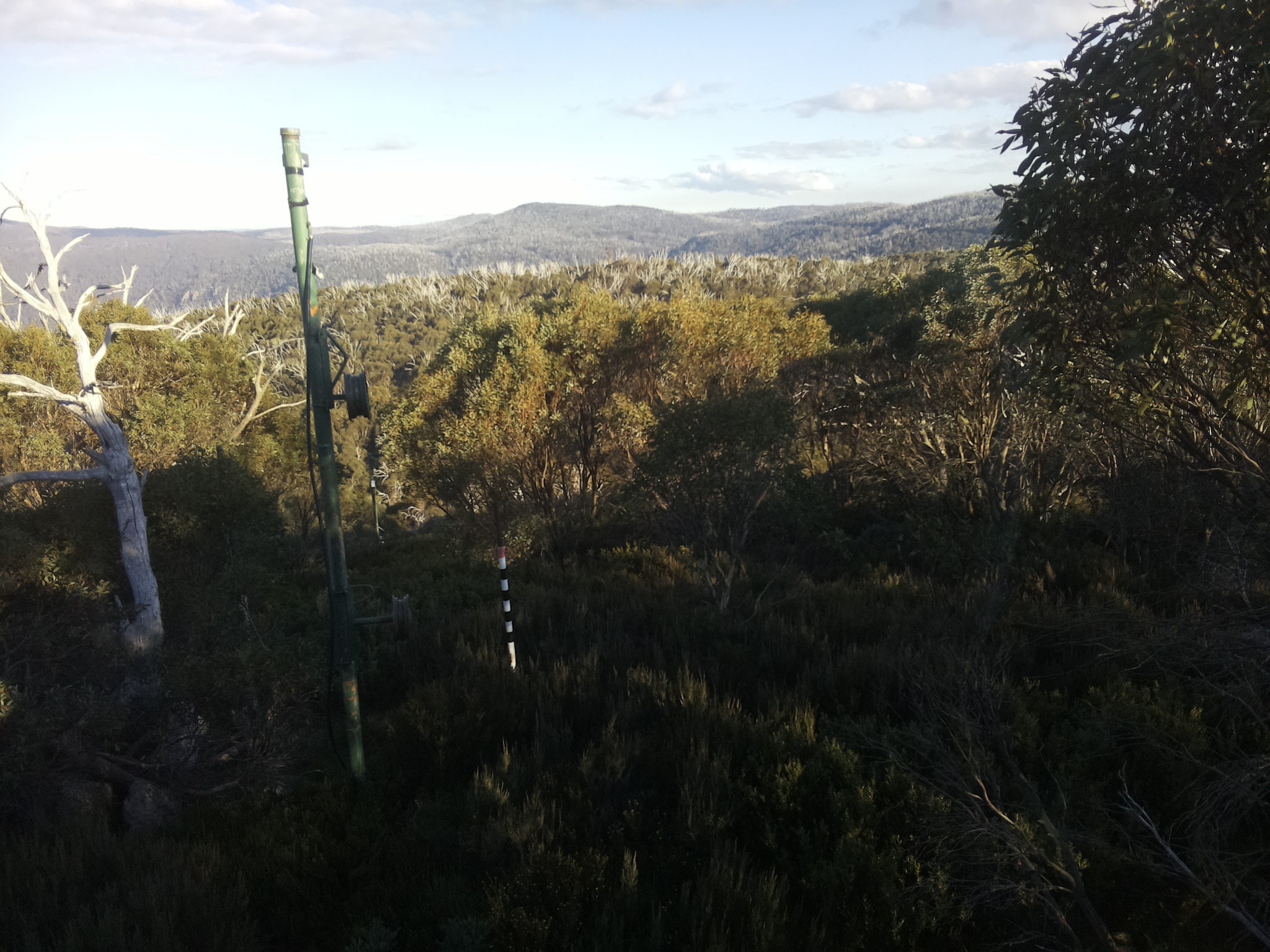 Bogong Web Cam 4:30pm Tuesday 8th of April 2025