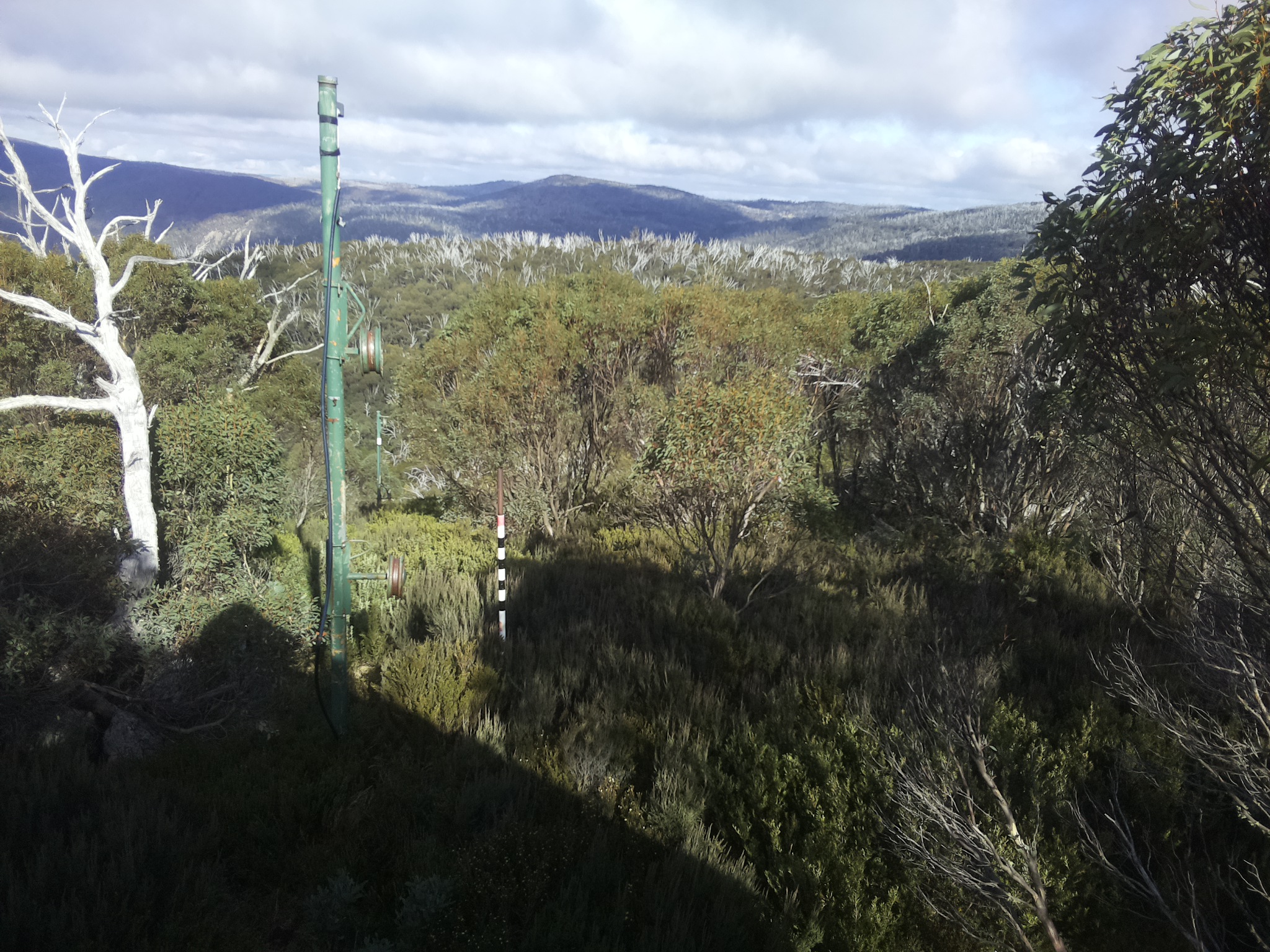Bogong Web Cam 2:30pm Sunday 27th of April 2025