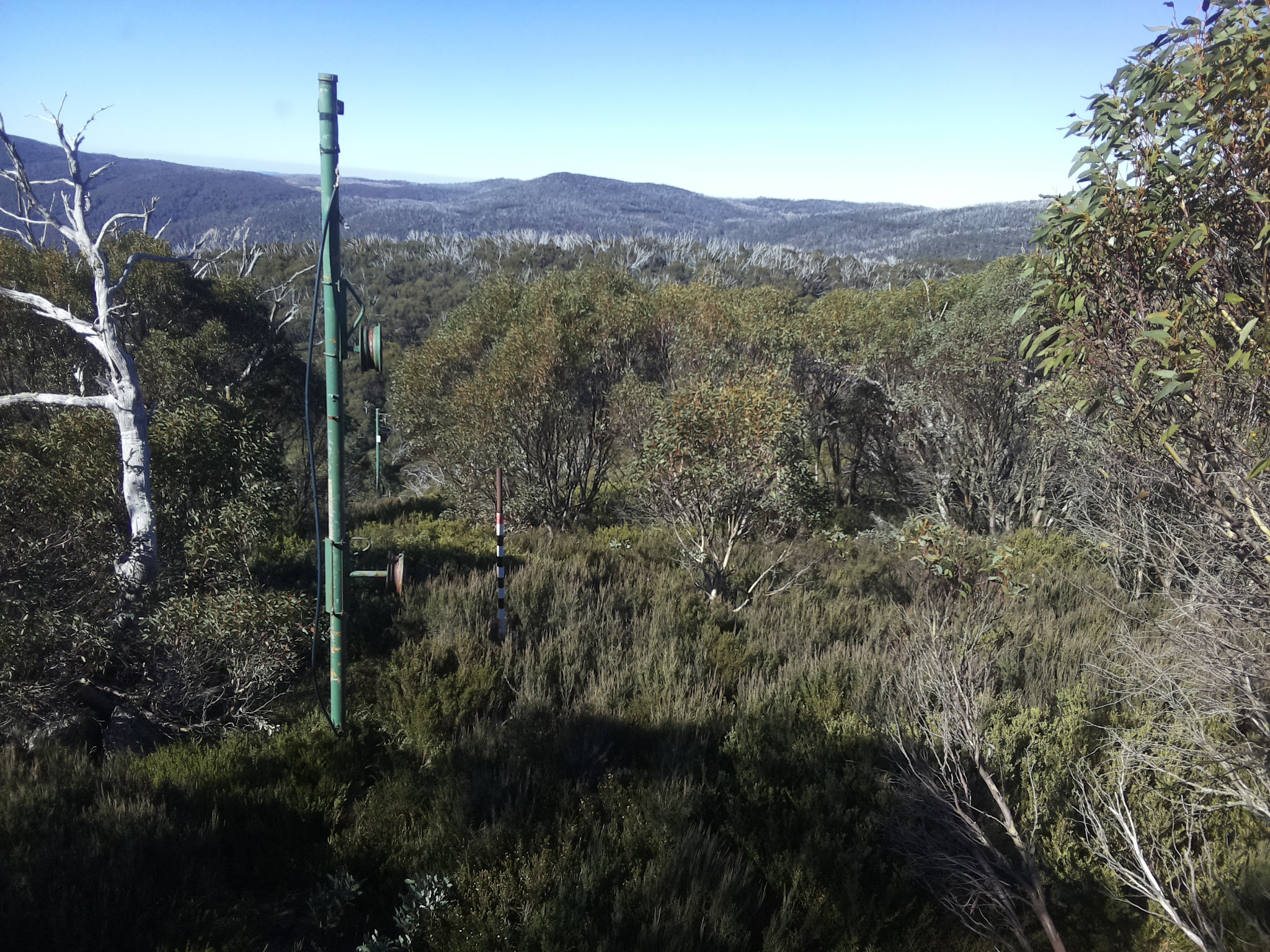 Bogong Web Cam 10:40am Friday 2nd of May 2025