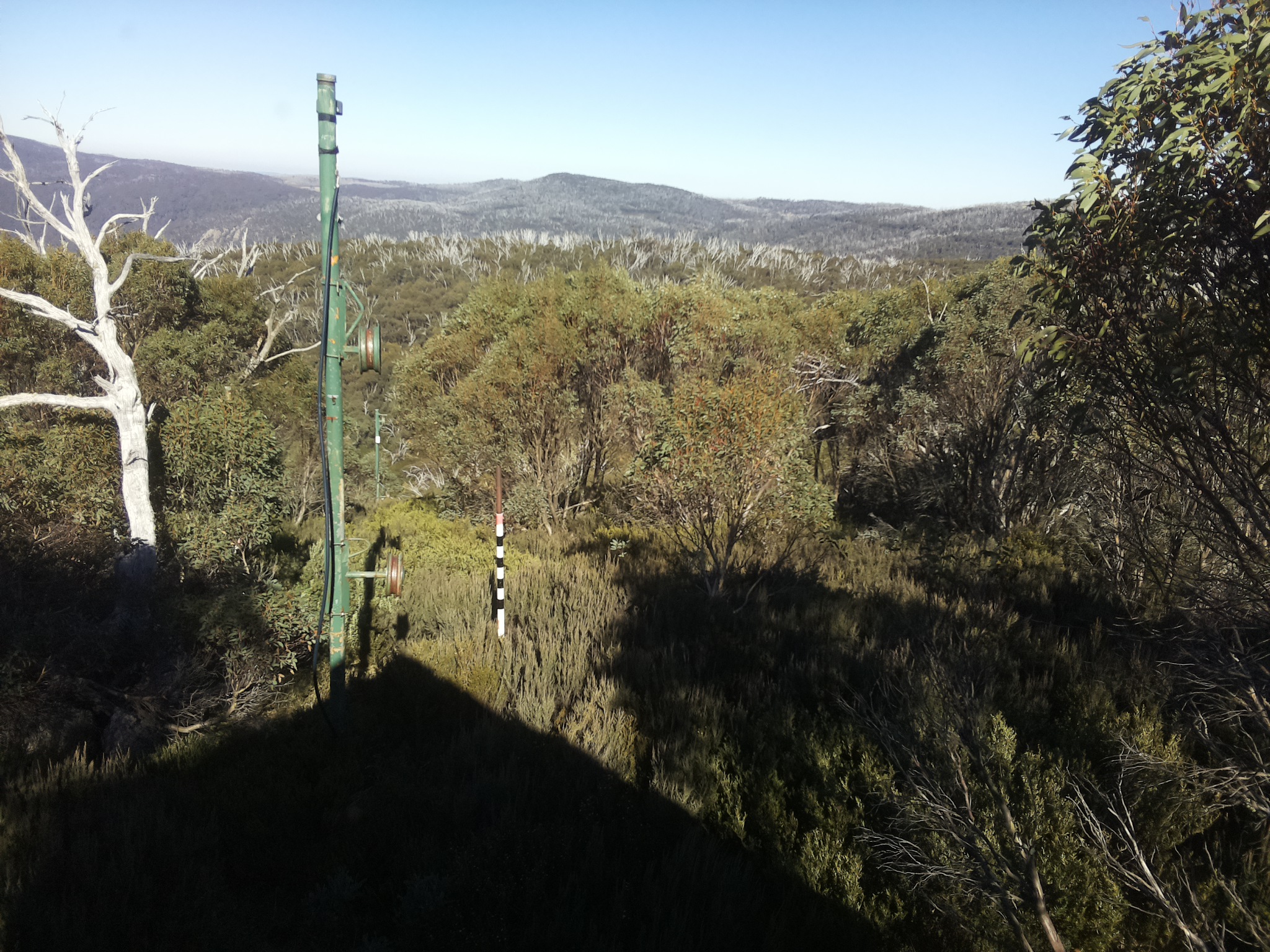 Bogong Web Cam 2:00pm Friday 2nd of May 2025