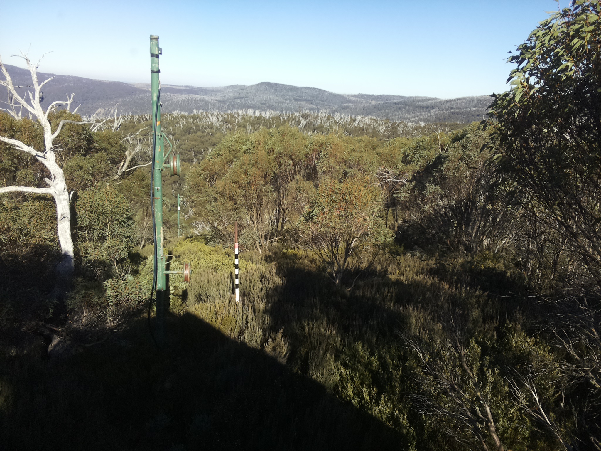 Bogong Web Cam 2:10pm Friday 2nd of May 2025