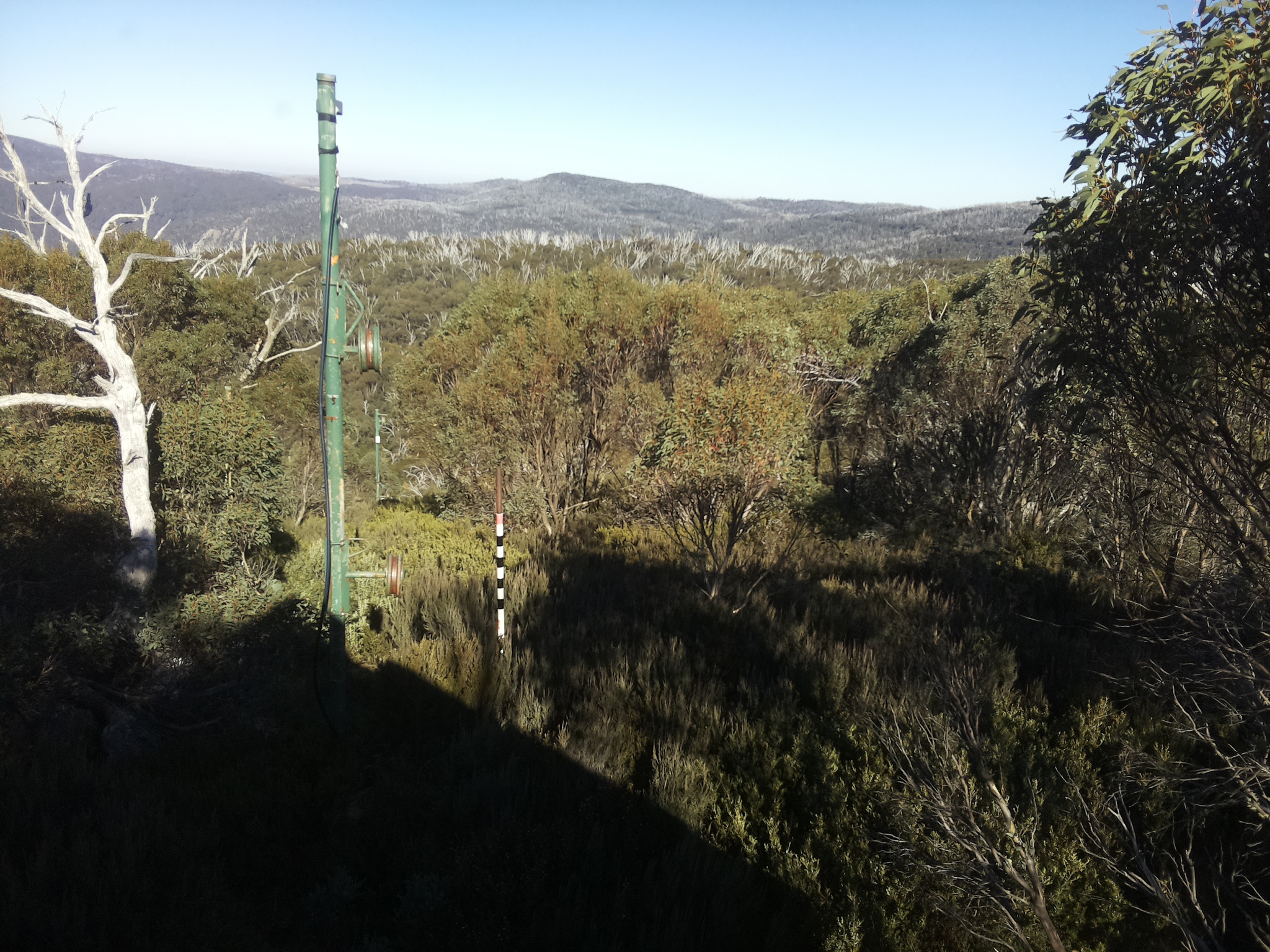 Bogong Web Cam 2:20pm Friday 2nd of May 2025
