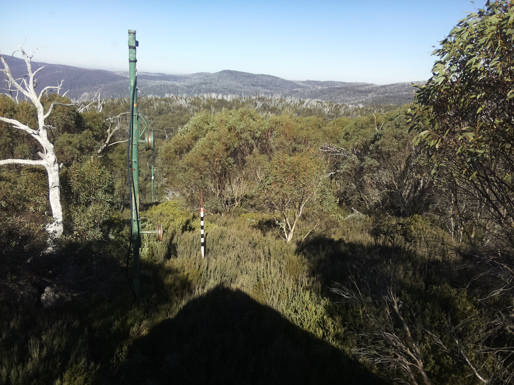 Bogong Web Cam 1:20pm Saturday 3rd of May 2025