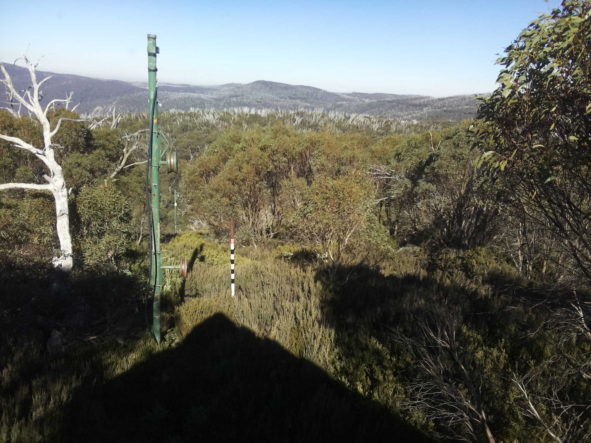Bogong Web Cam 1:40pm Saturday 3rd of May 2025
