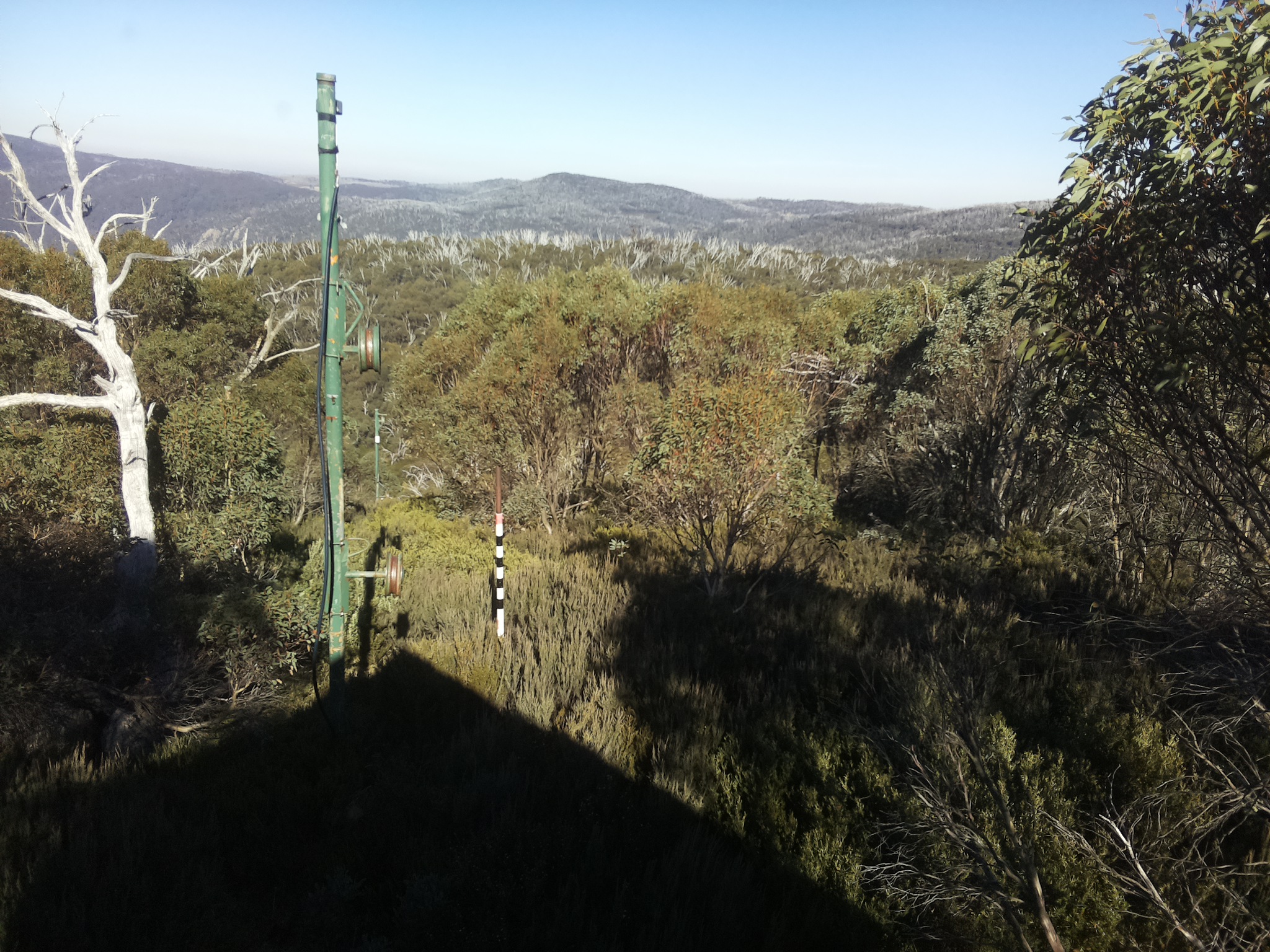 Bogong Web Cam 2:00pm Saturday 3rd of May 2025