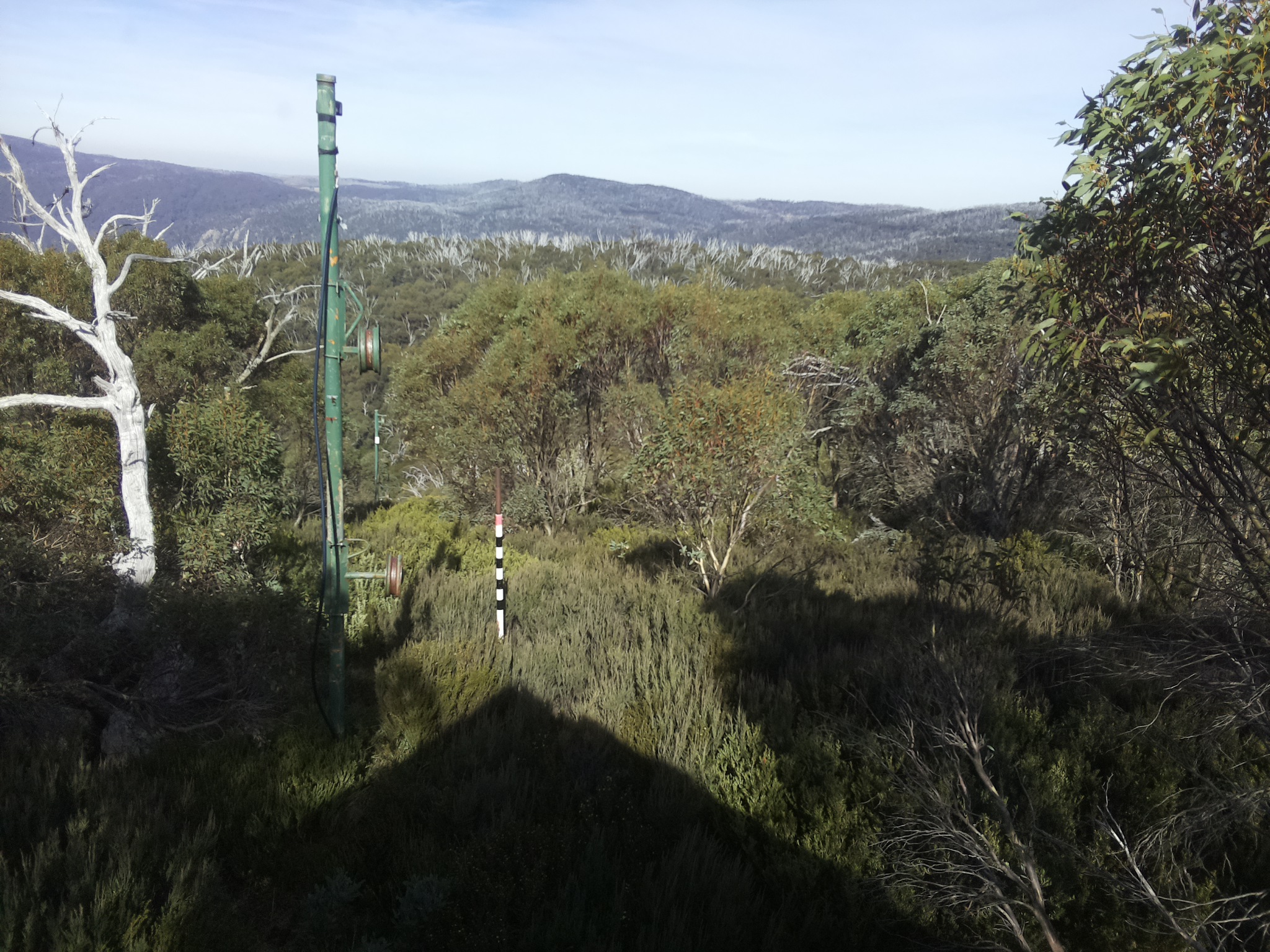 Bogong Web Cam 1:30pm Sunday 4th of May 2025