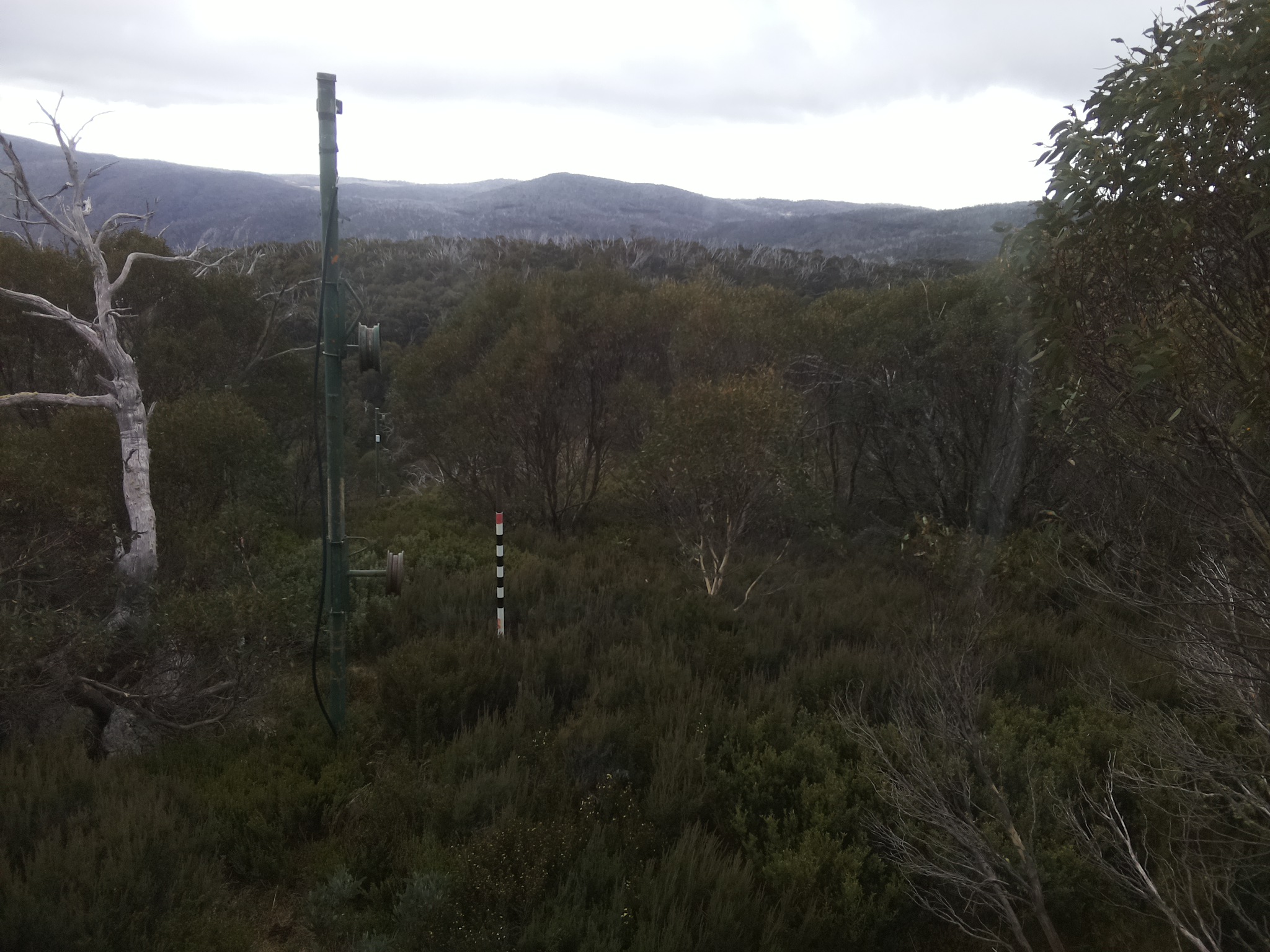 Bogong Web Cam 9:10am Tuesday 6th of May 2025