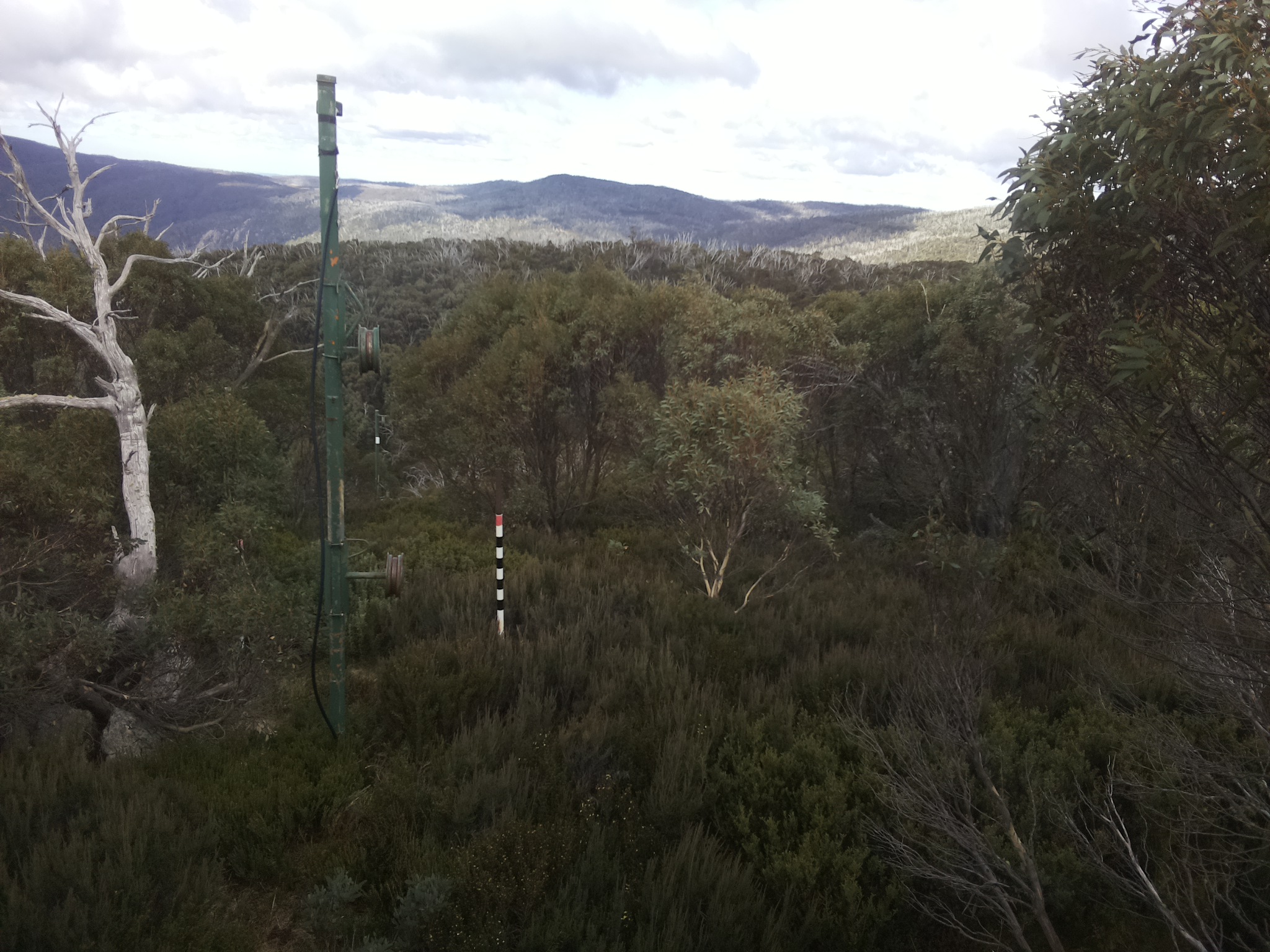 Bogong Web Cam 12:10pm Tuesday 6th of May 2025