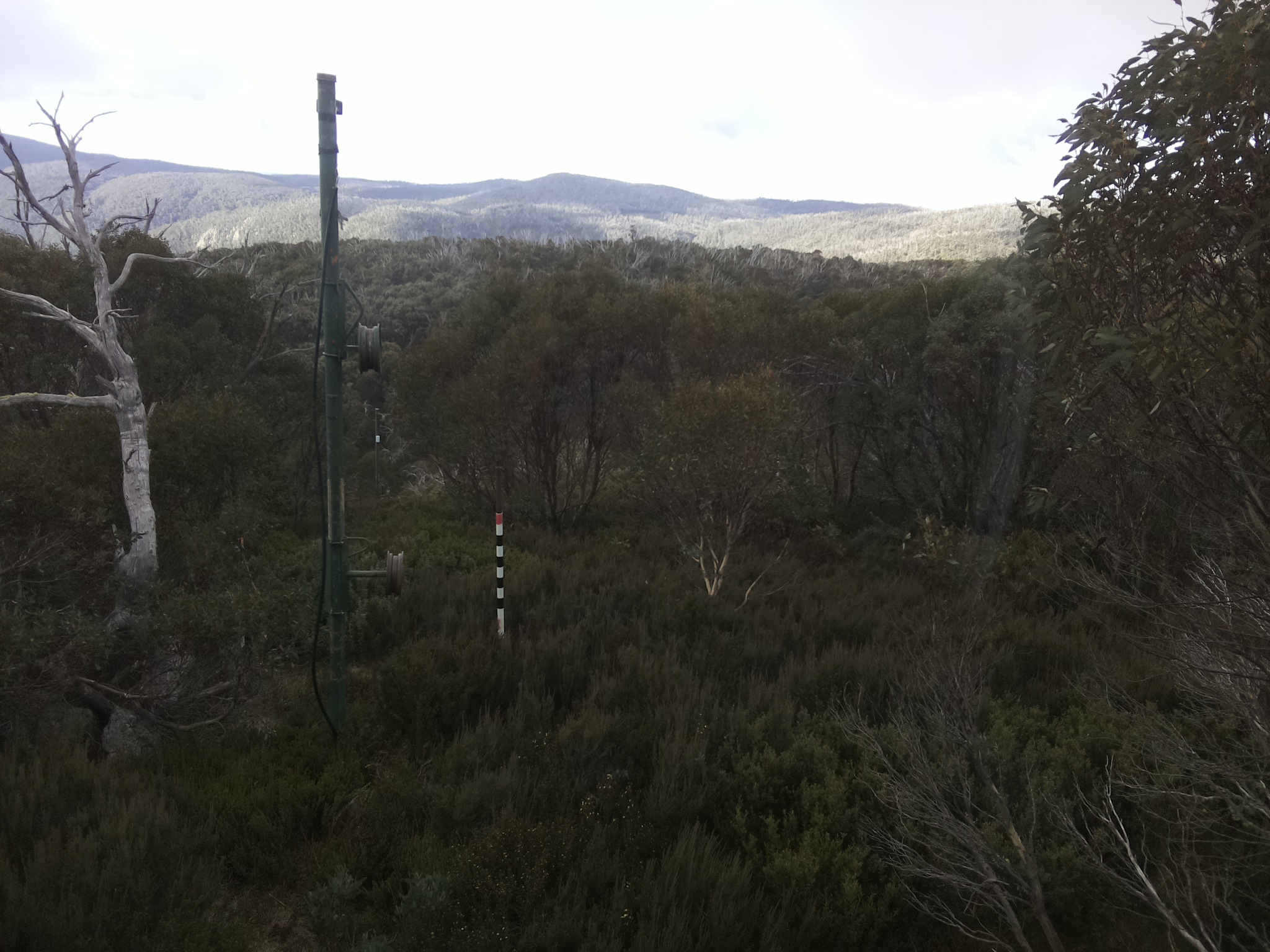 Bogong Web Cam 9:00am Wednesday 7th of May 2025