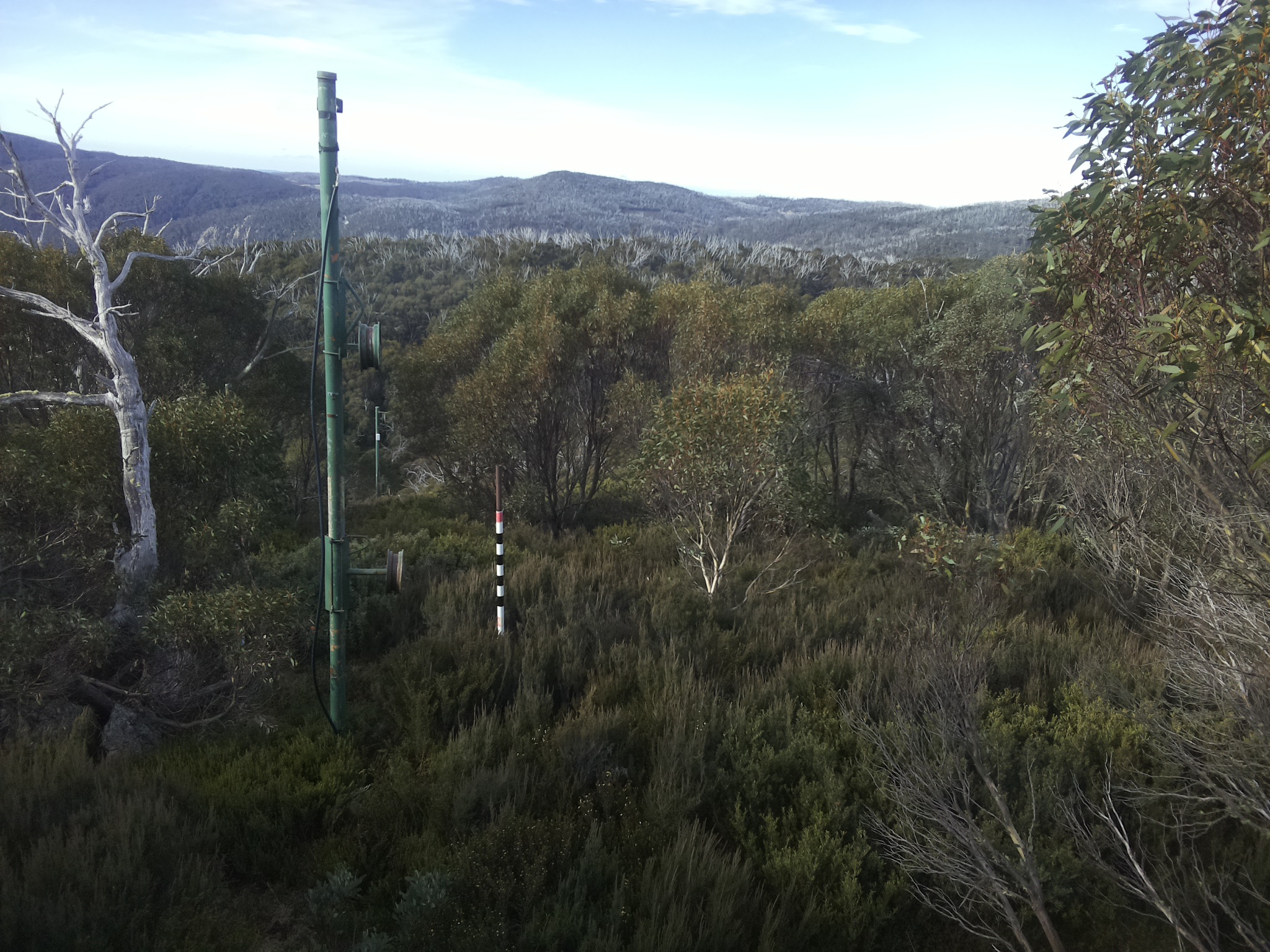 Bogong Web Cam 9:20am Thursday 8th of May 2025