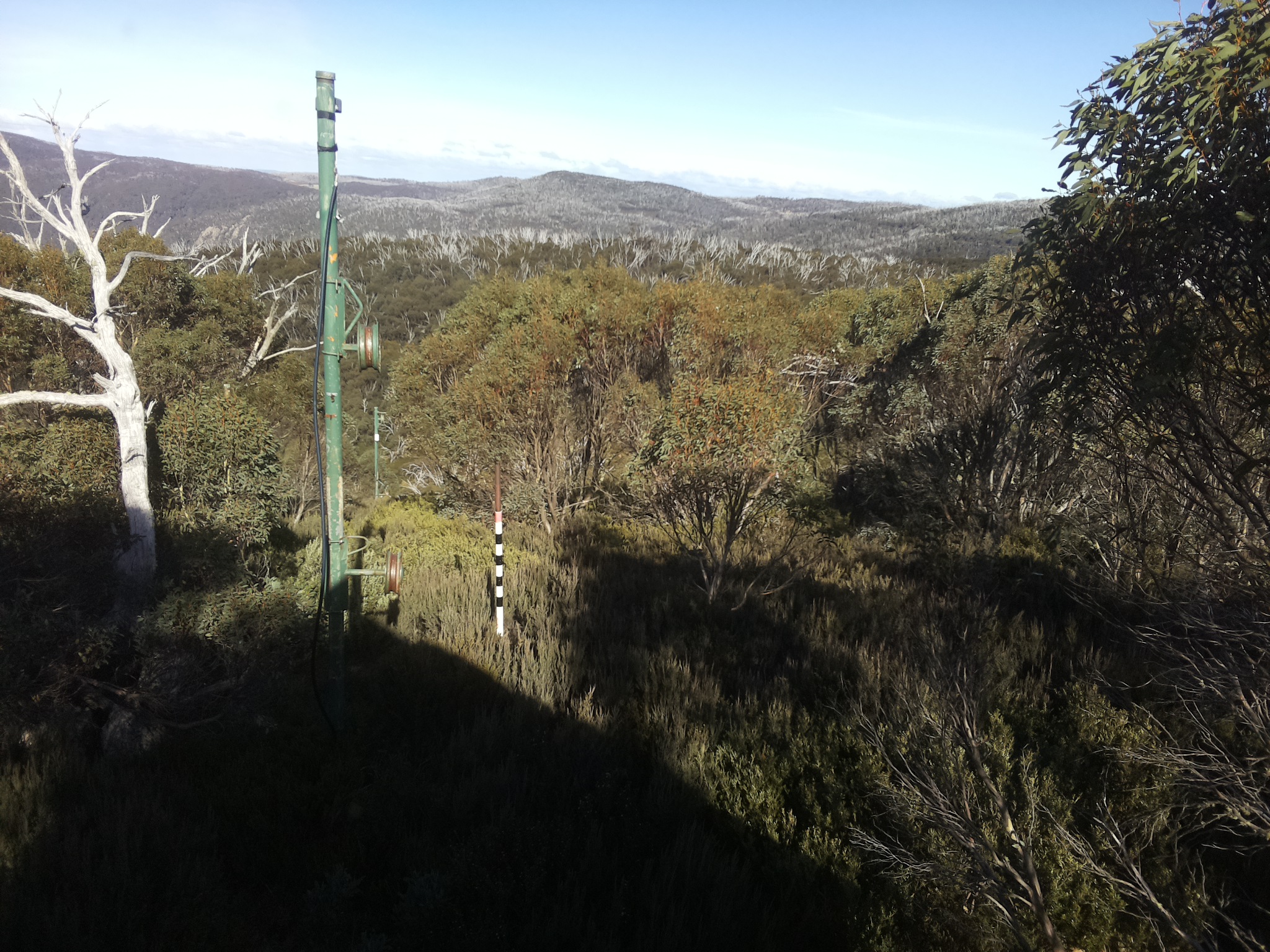 Bogong Web Cam 2:10pm Thursday 8th of May 2025