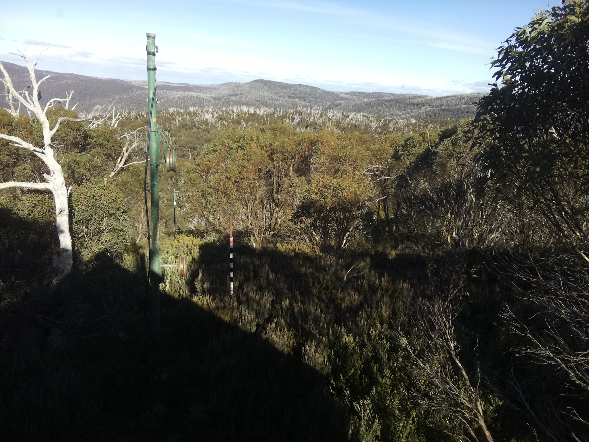 Bogong Web Cam 2:40pm Thursday 8th of May 2025