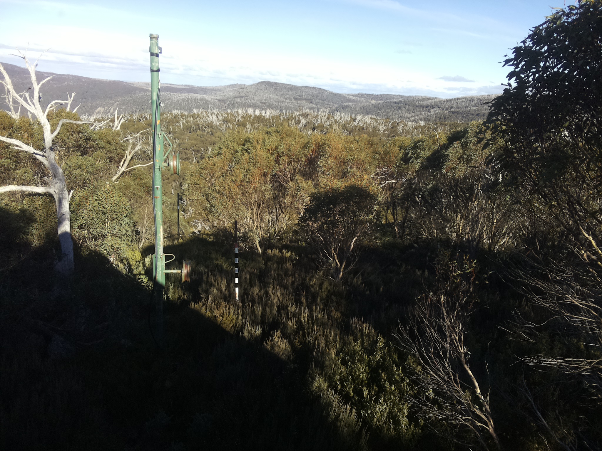 Bogong Web Cam 3:00pm Thursday 8th of May 2025