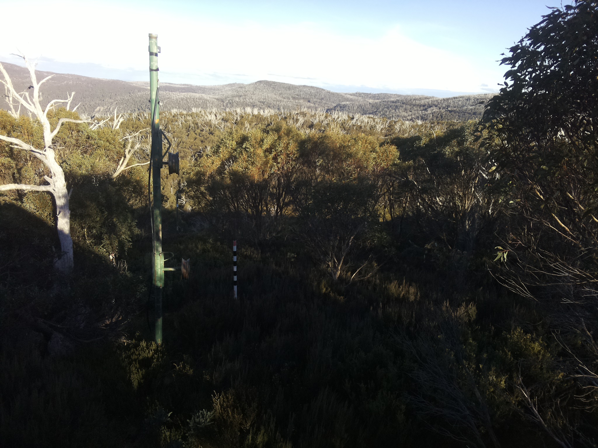 Bogong Web Cam 3:50pm Thursday 8th of May 2025