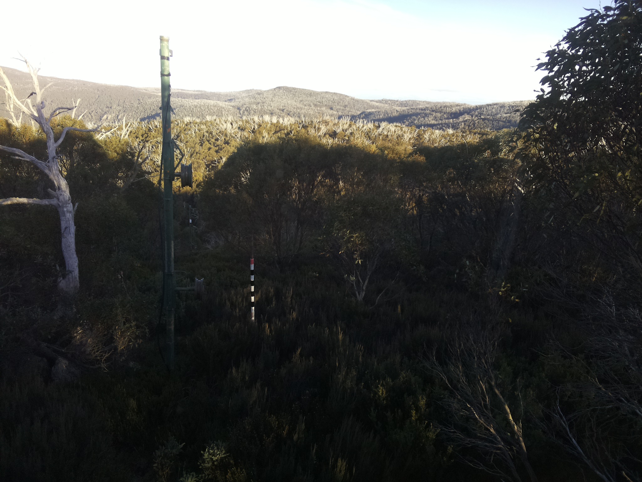 Bogong Web Cam 4:20pm Thursday 8th of May 2025