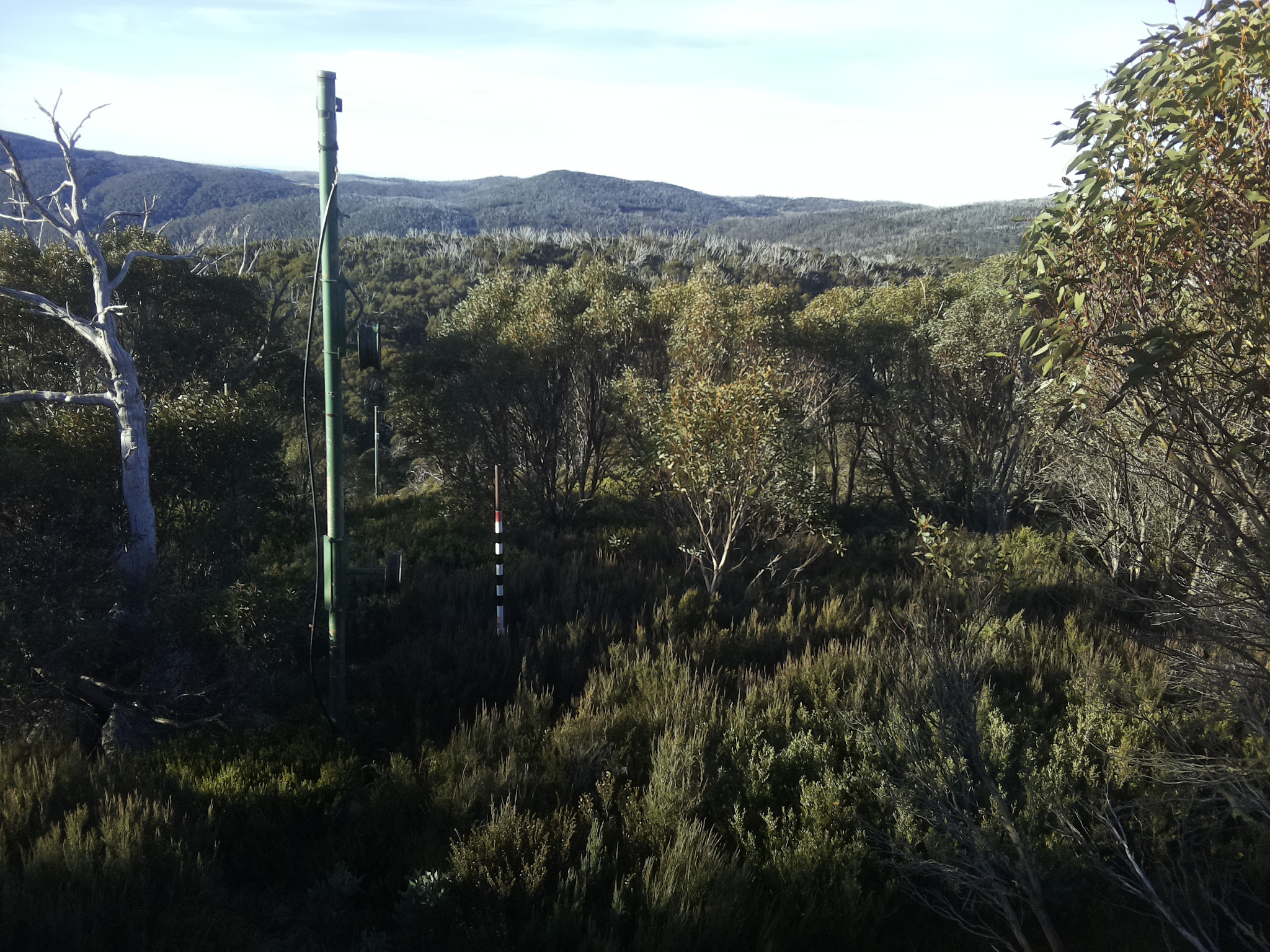 Bogong Web Cam 8:10am Friday 9th of May 2025