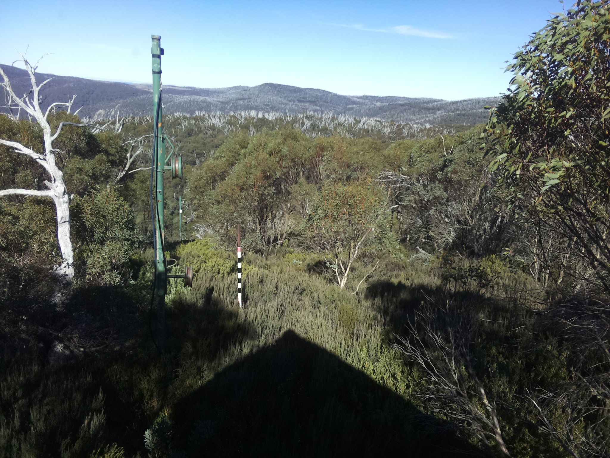 Bogong Web Cam 1:10pm Friday 9th of May 2025